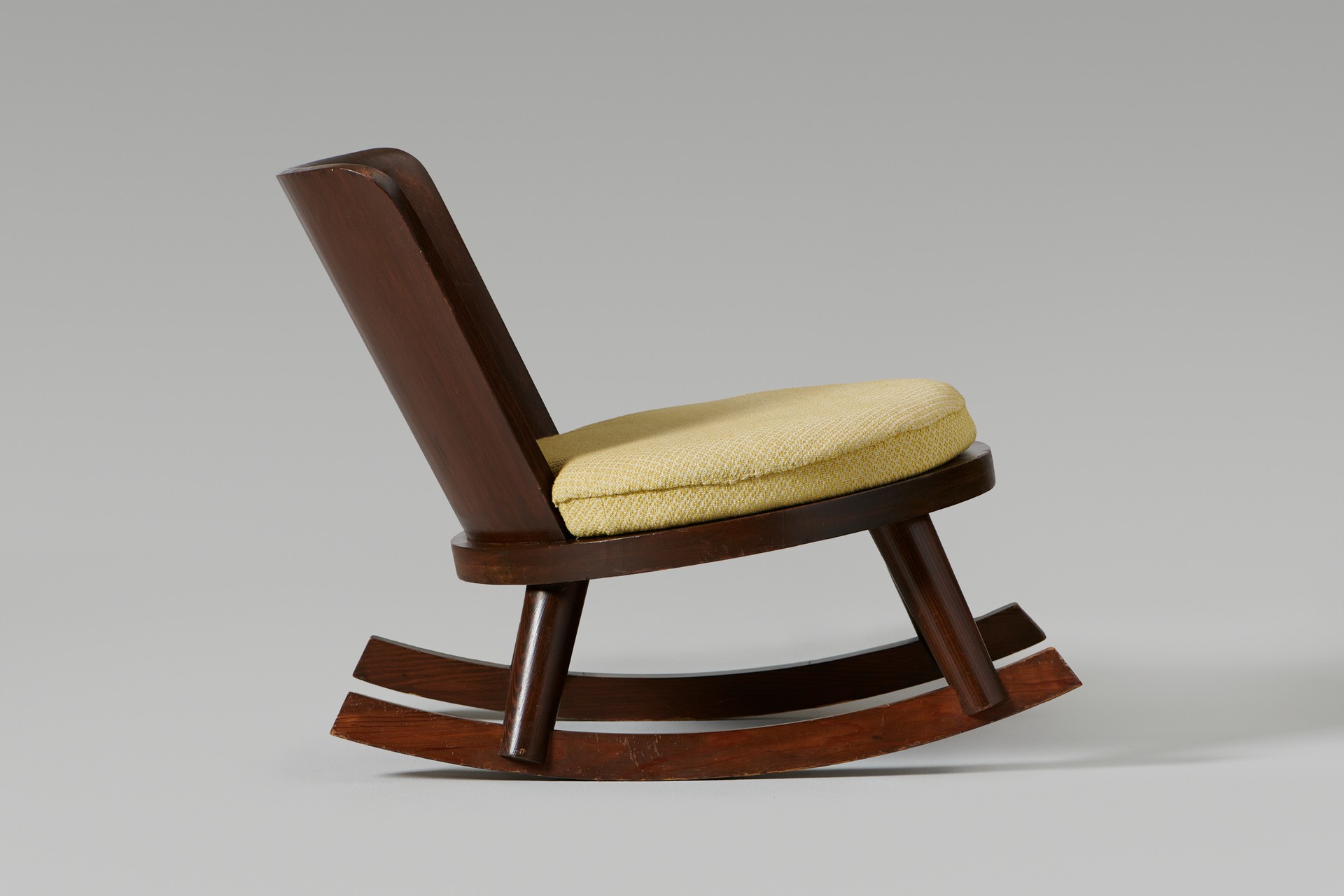 Rocking chair image 3