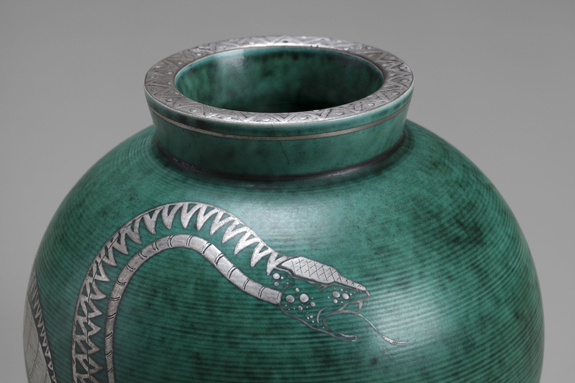 'Argenta' Snake Vase image 3