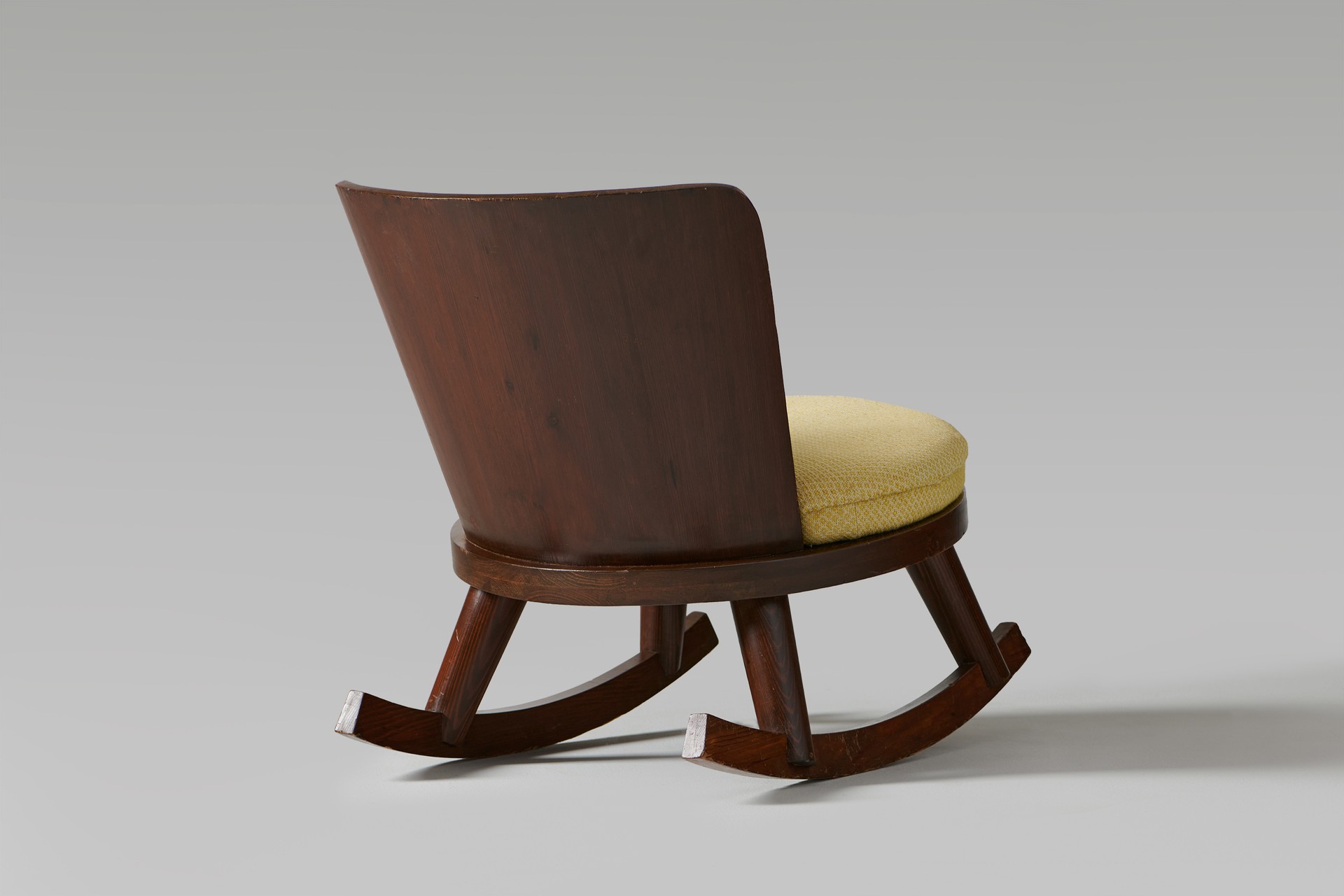 Rocking chair image 2