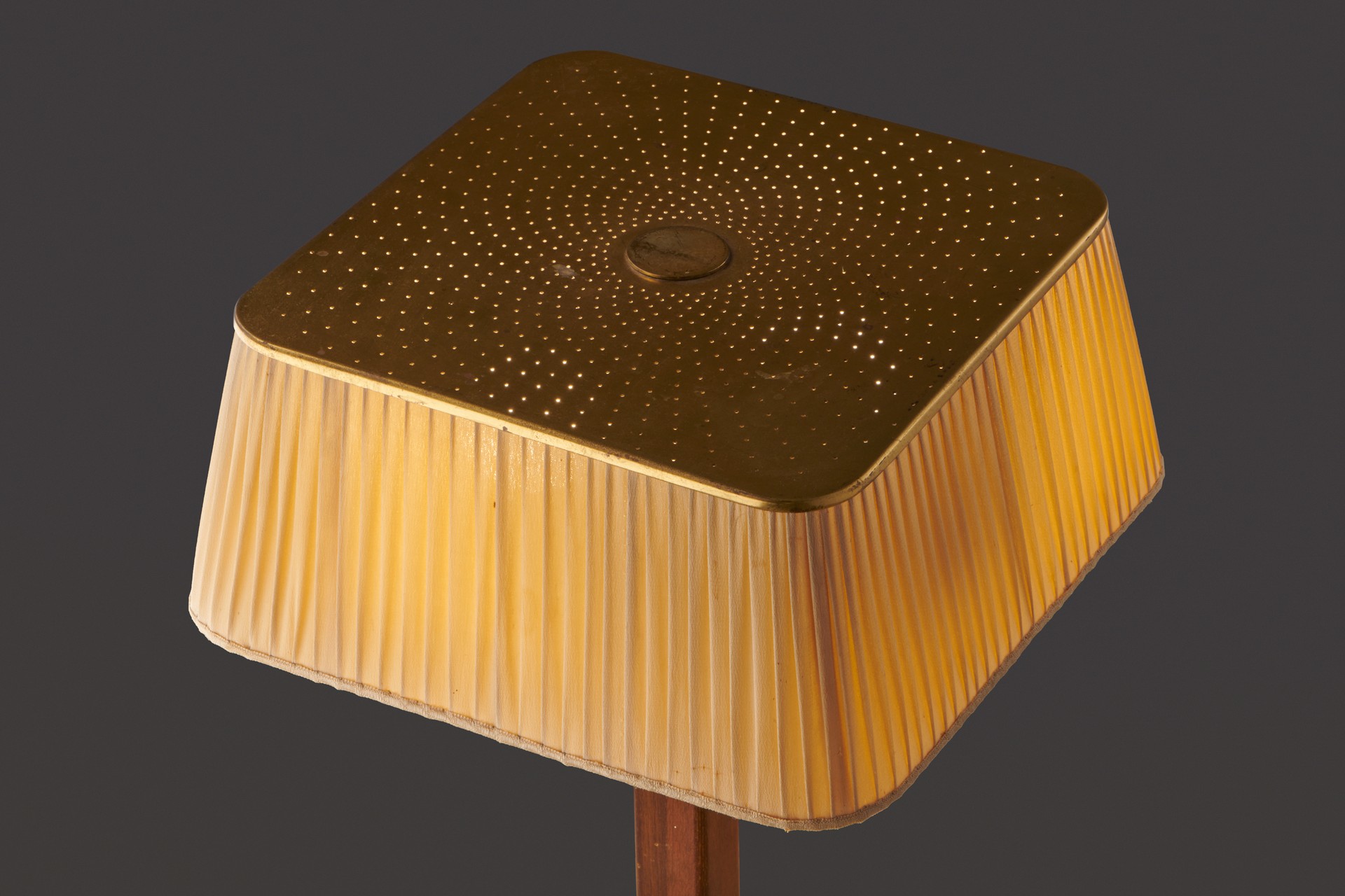 Table Lamp, Model no. 5066 image 2