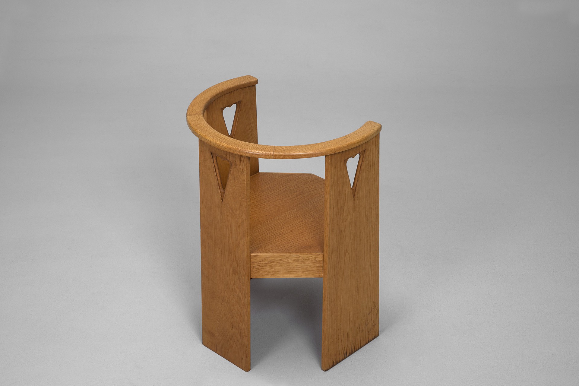 Heart Chair image 3