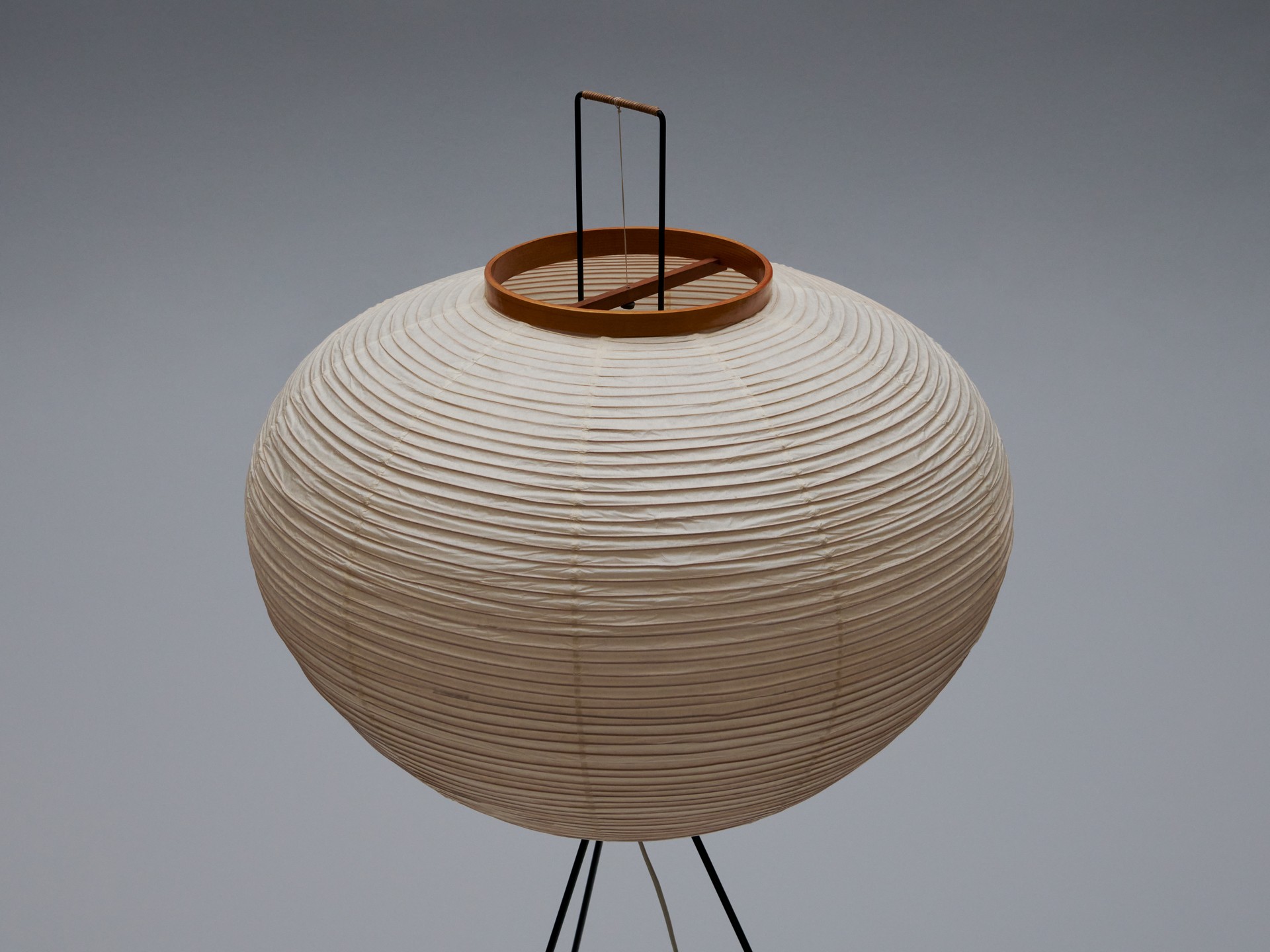Akari Floor Lamp image 3