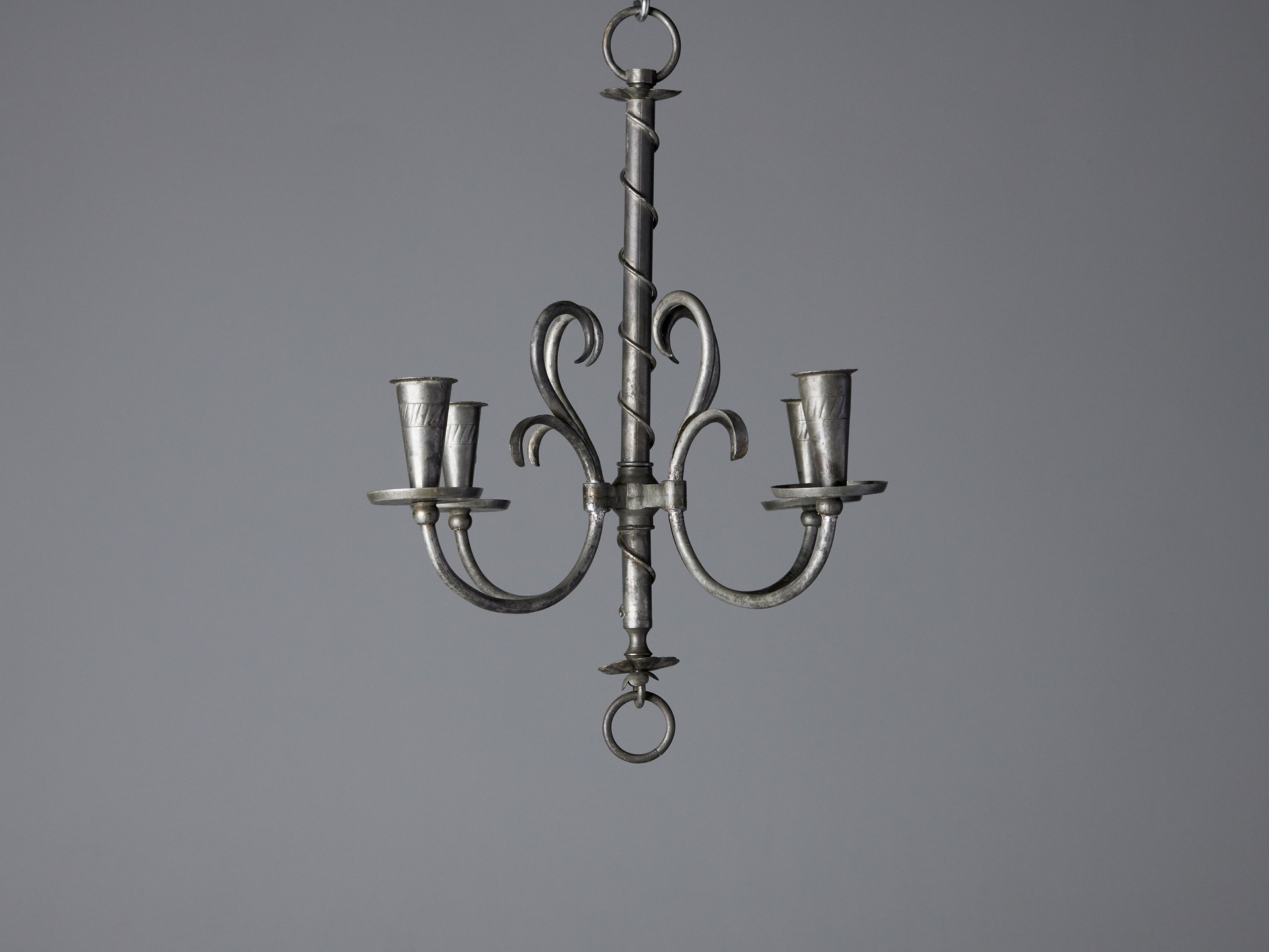 Chandelier image 2