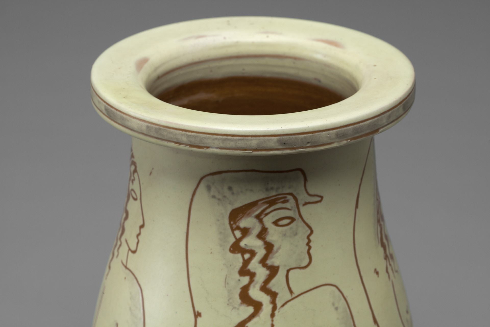 Vase image 4