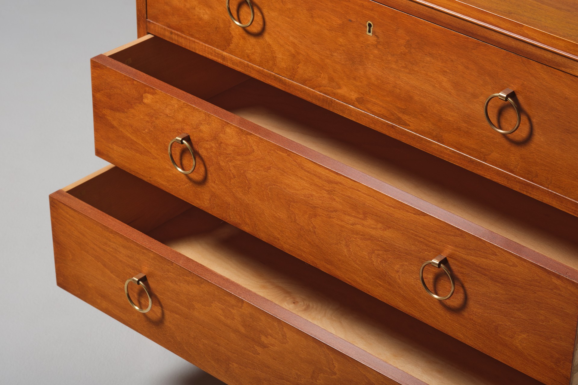 Pair of Chest of Drawers image 5