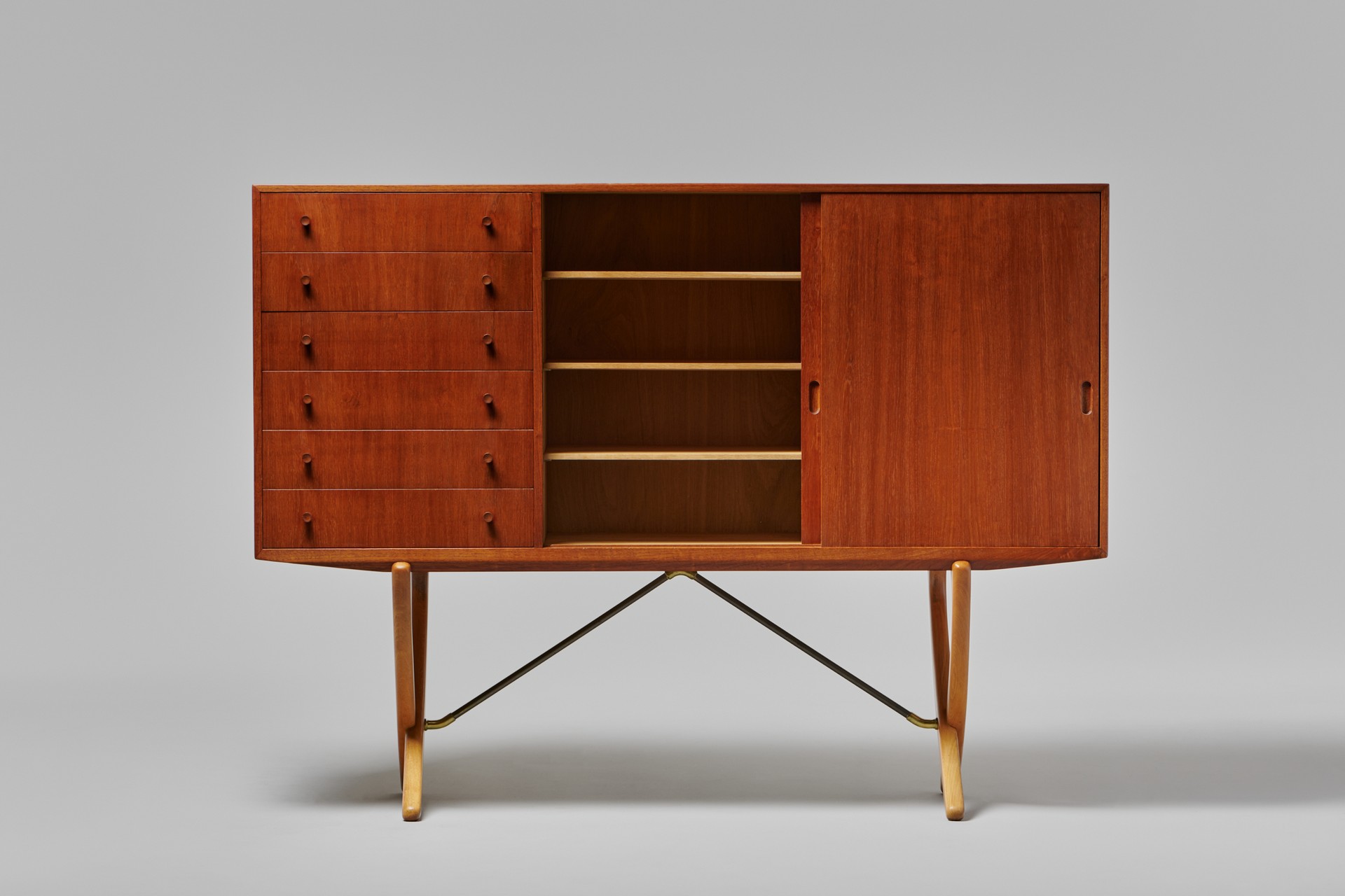 Cabinet image 4