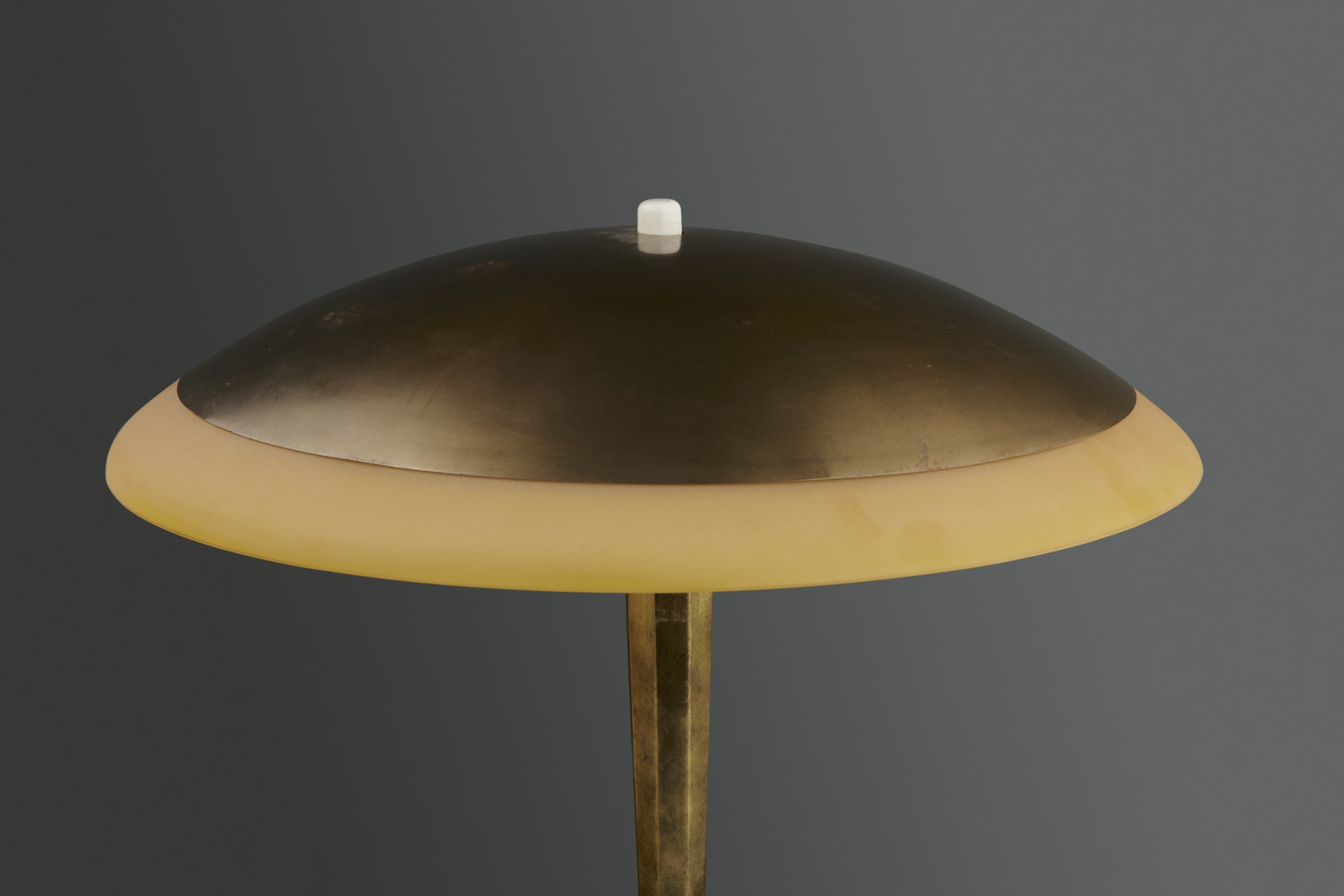 Table Lamp image 3