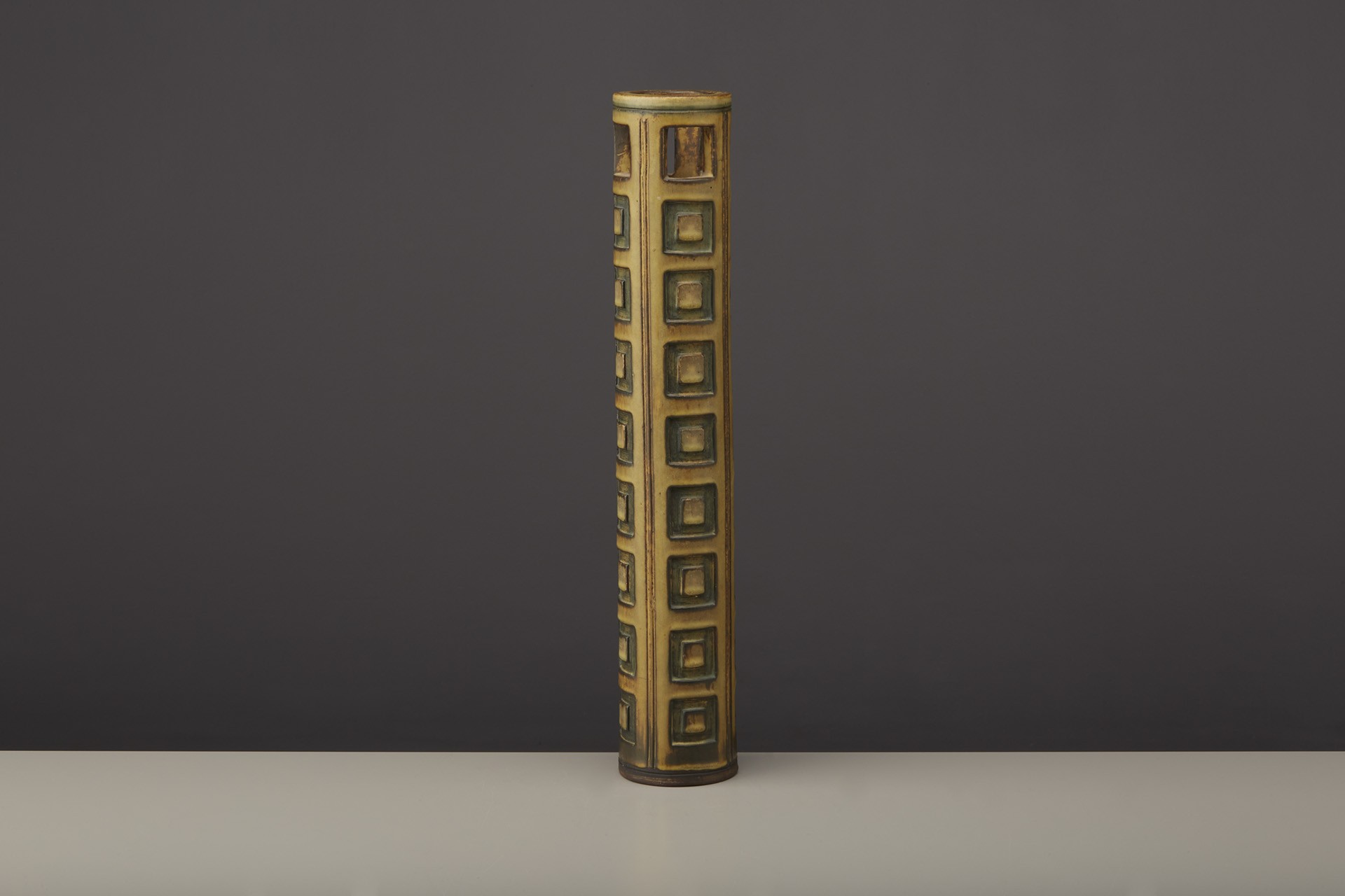 Vase image 2