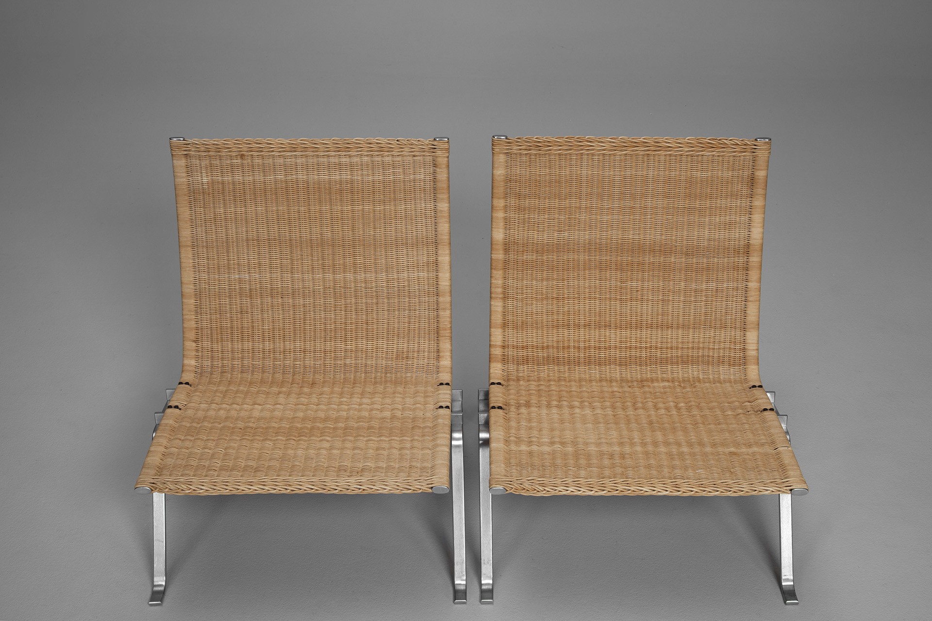 Pair of "PK-22" Chairs image 3