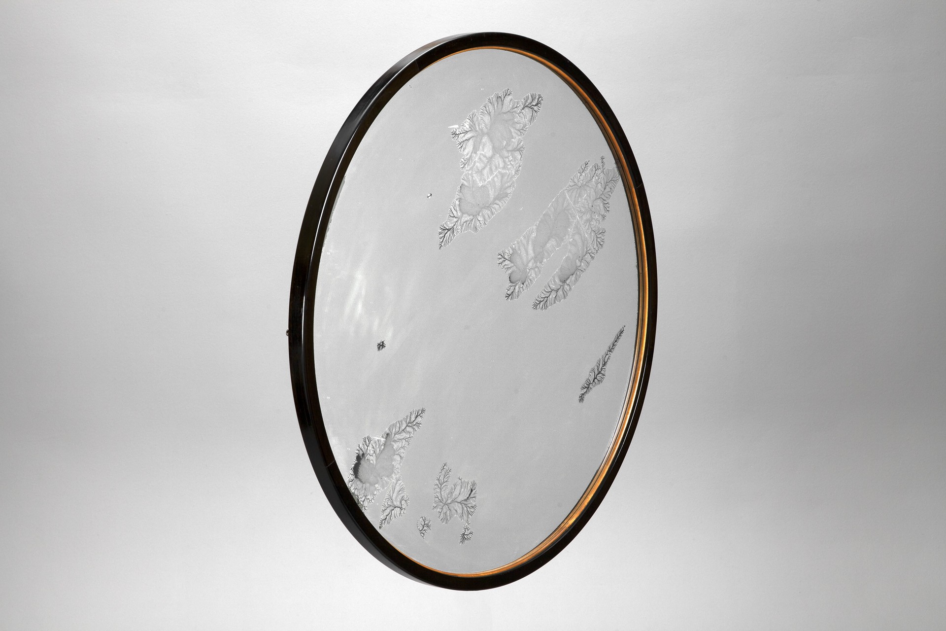 Round Mirror image 2