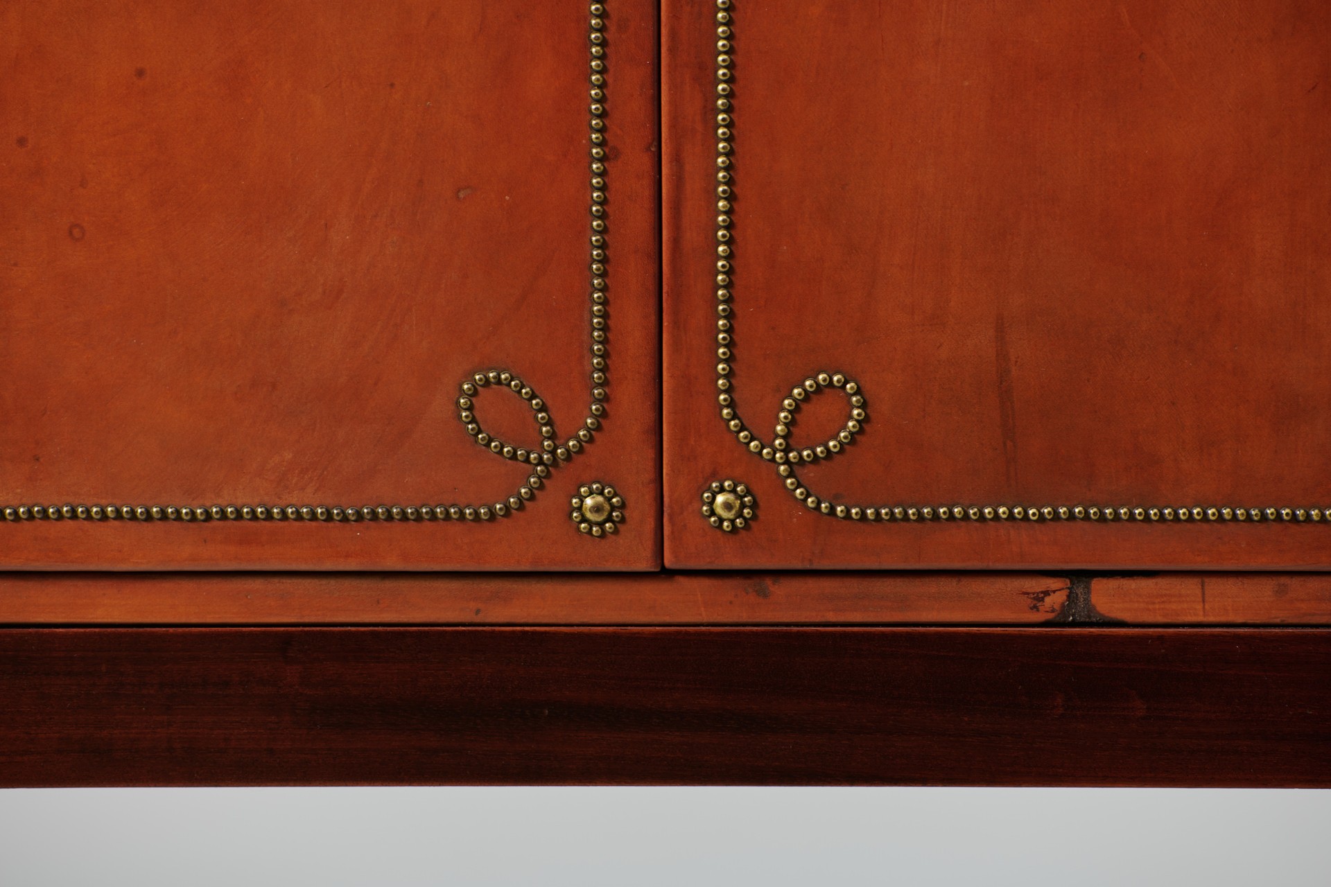 Cabinet image 8