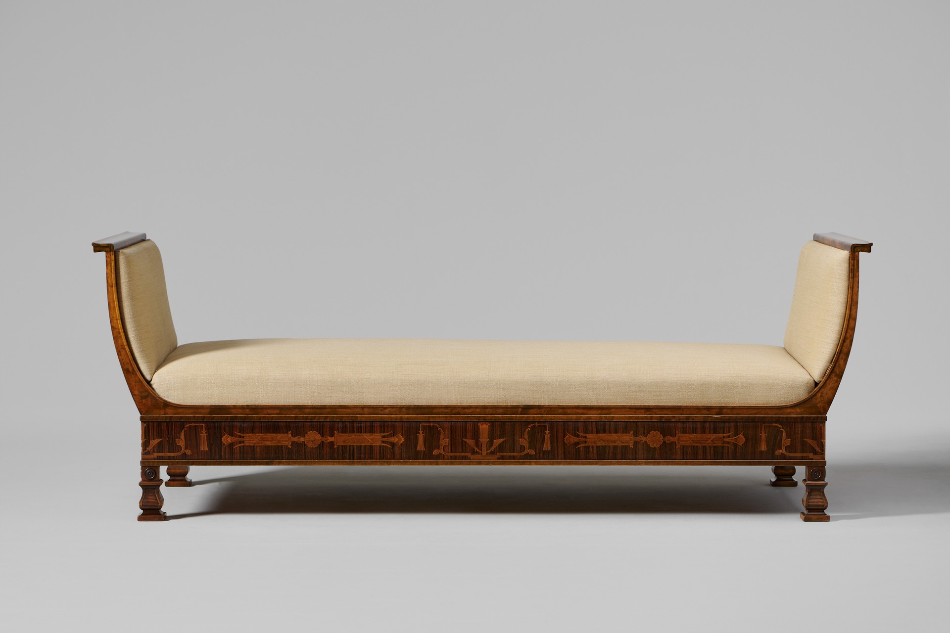 Daybed image 2