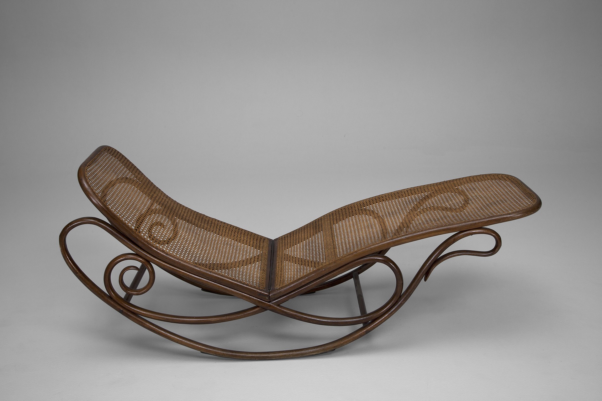 Rocking Chaise image 3