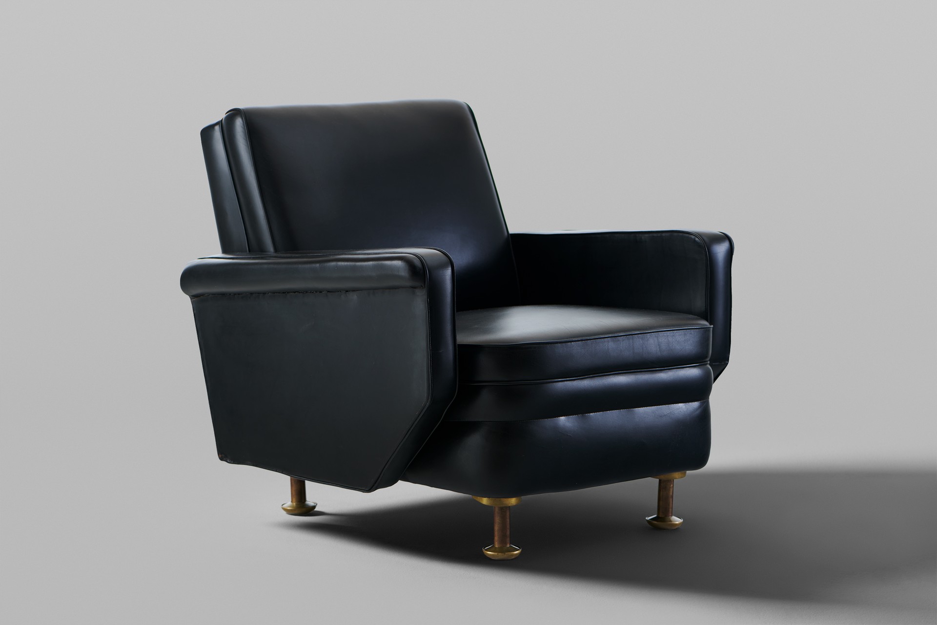 Pair of "Enzo Gutzeit" Chairs image 2