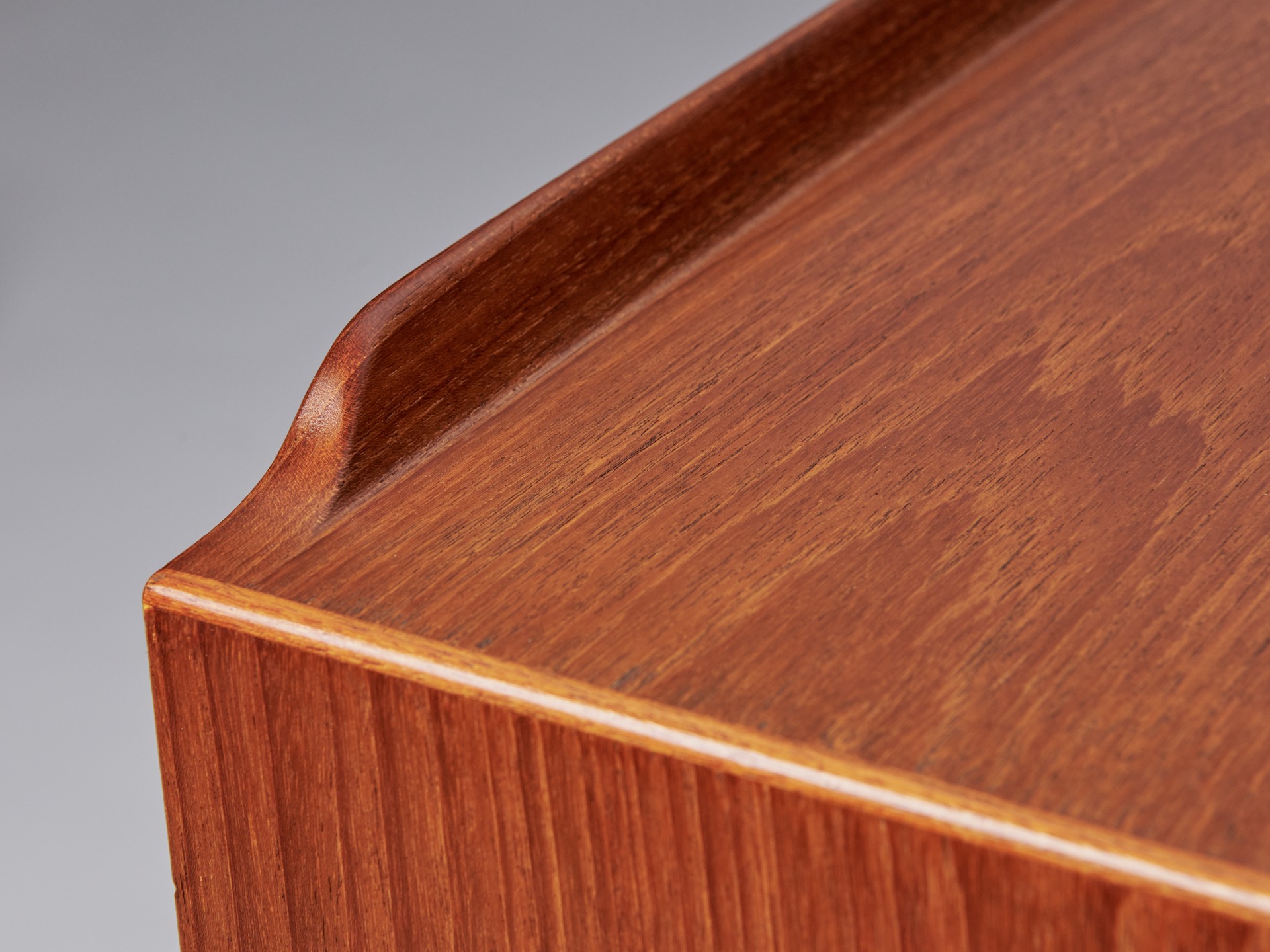 Sideboard image 10