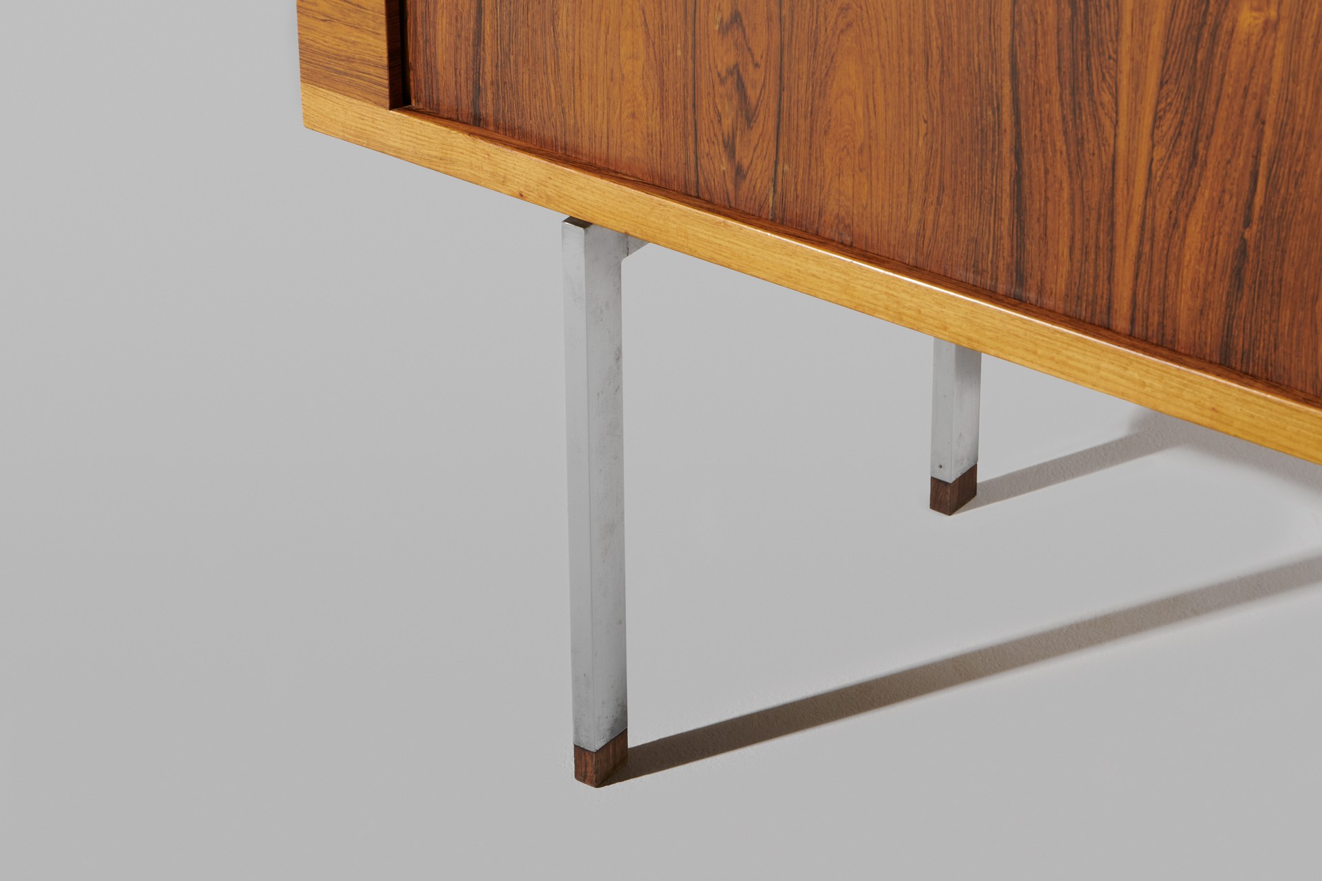 'President' Cabinet image 6