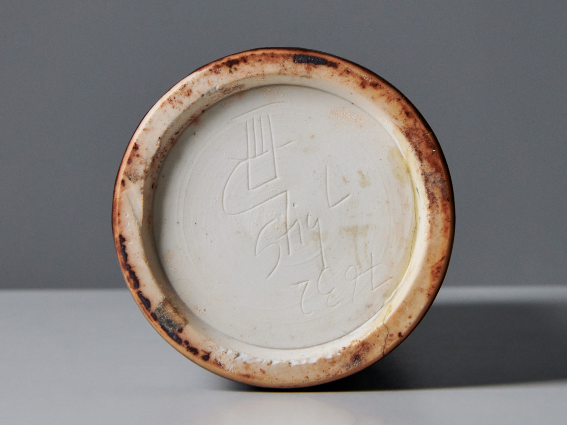 Vase image 5