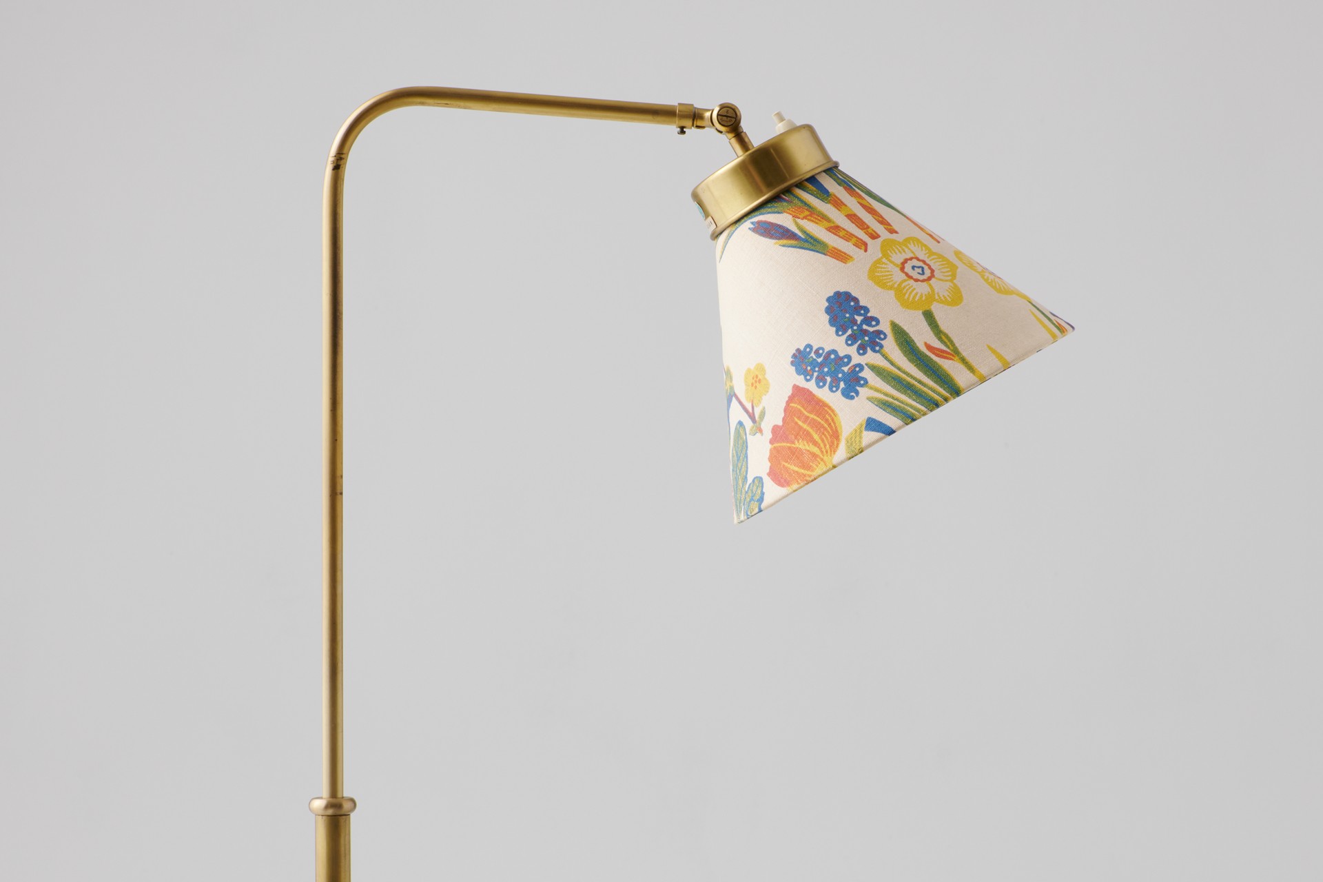 Floor Lamp image 3