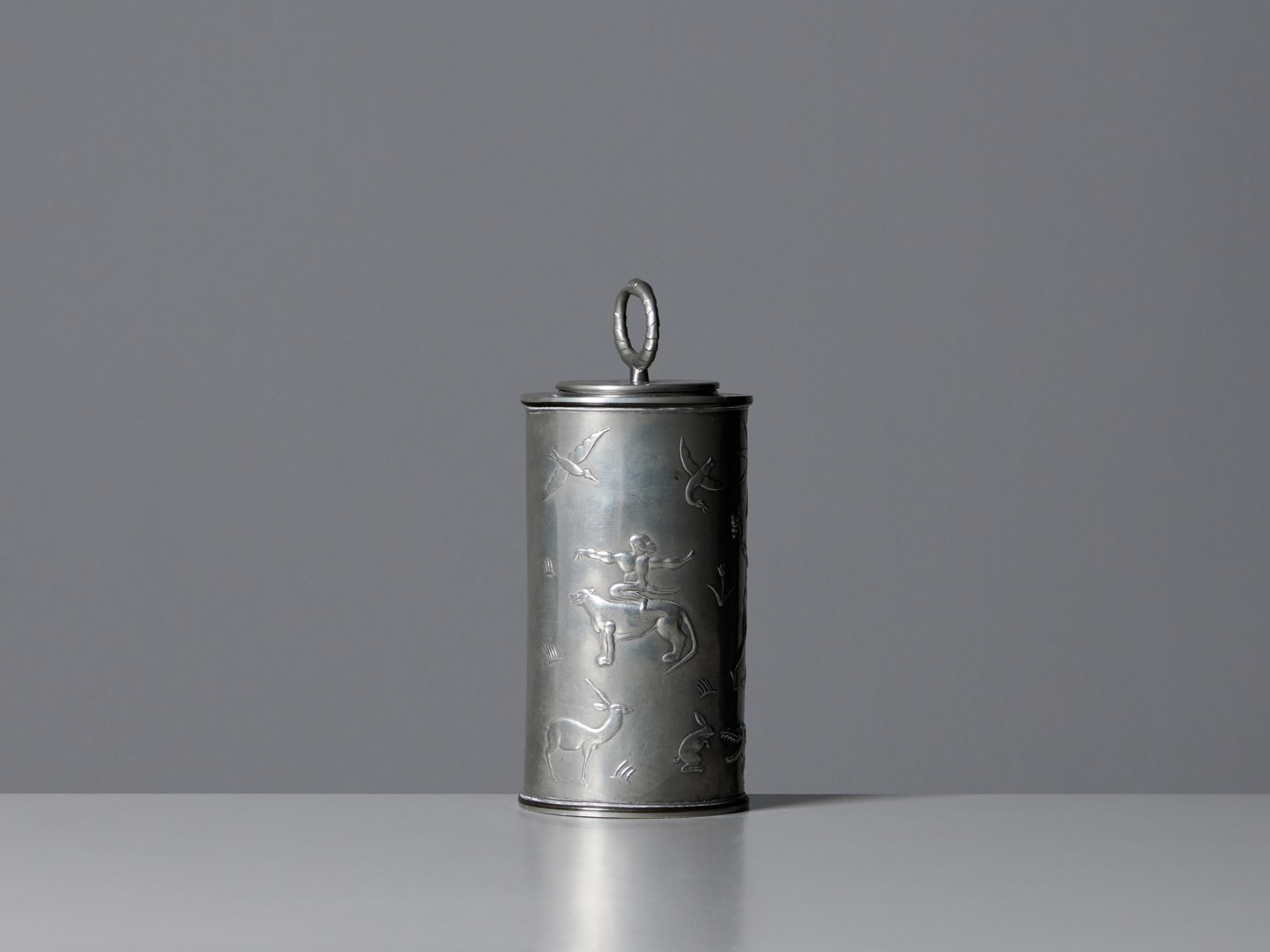 Jar with Lid image 3