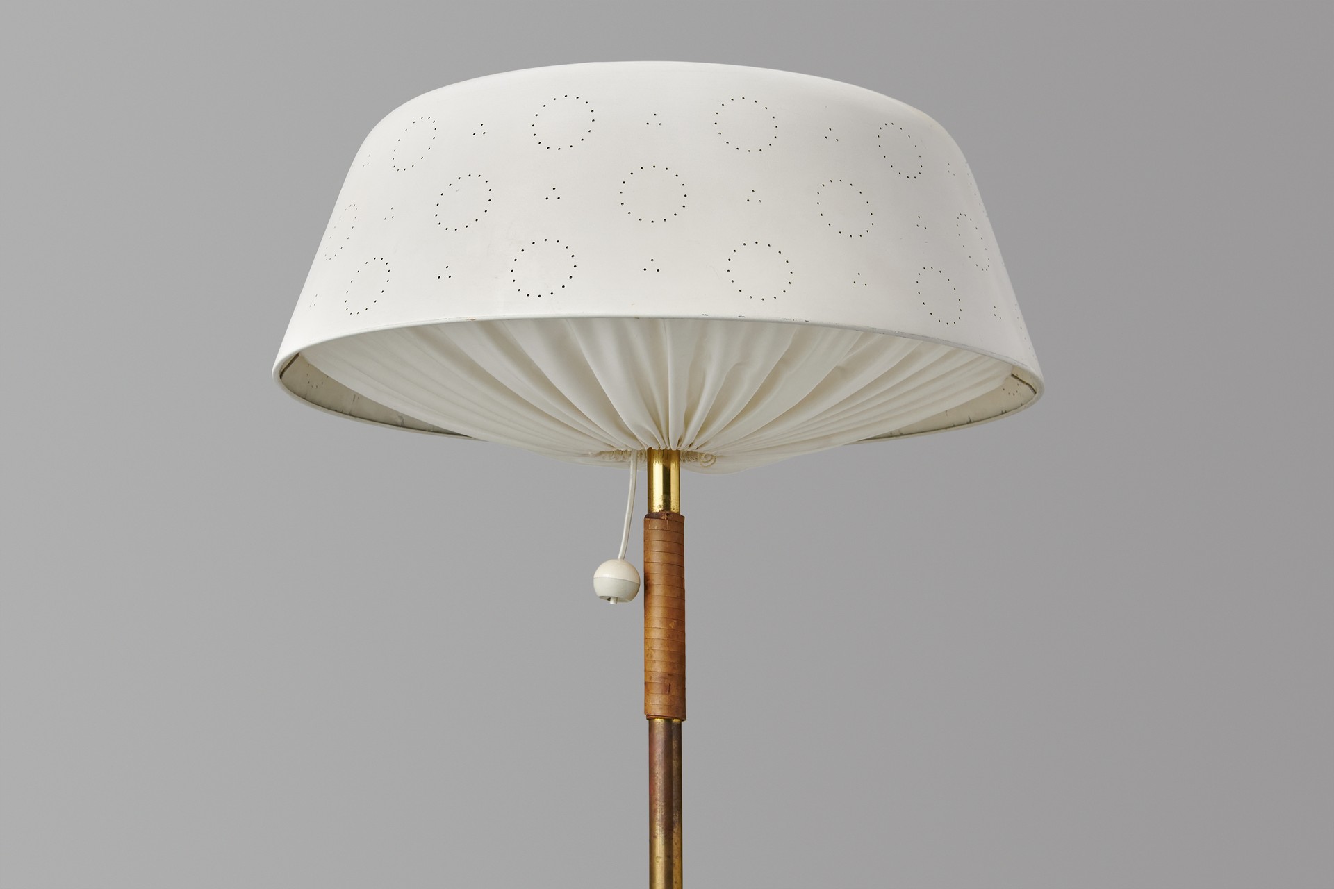 Tynell Floor Lamp image 3