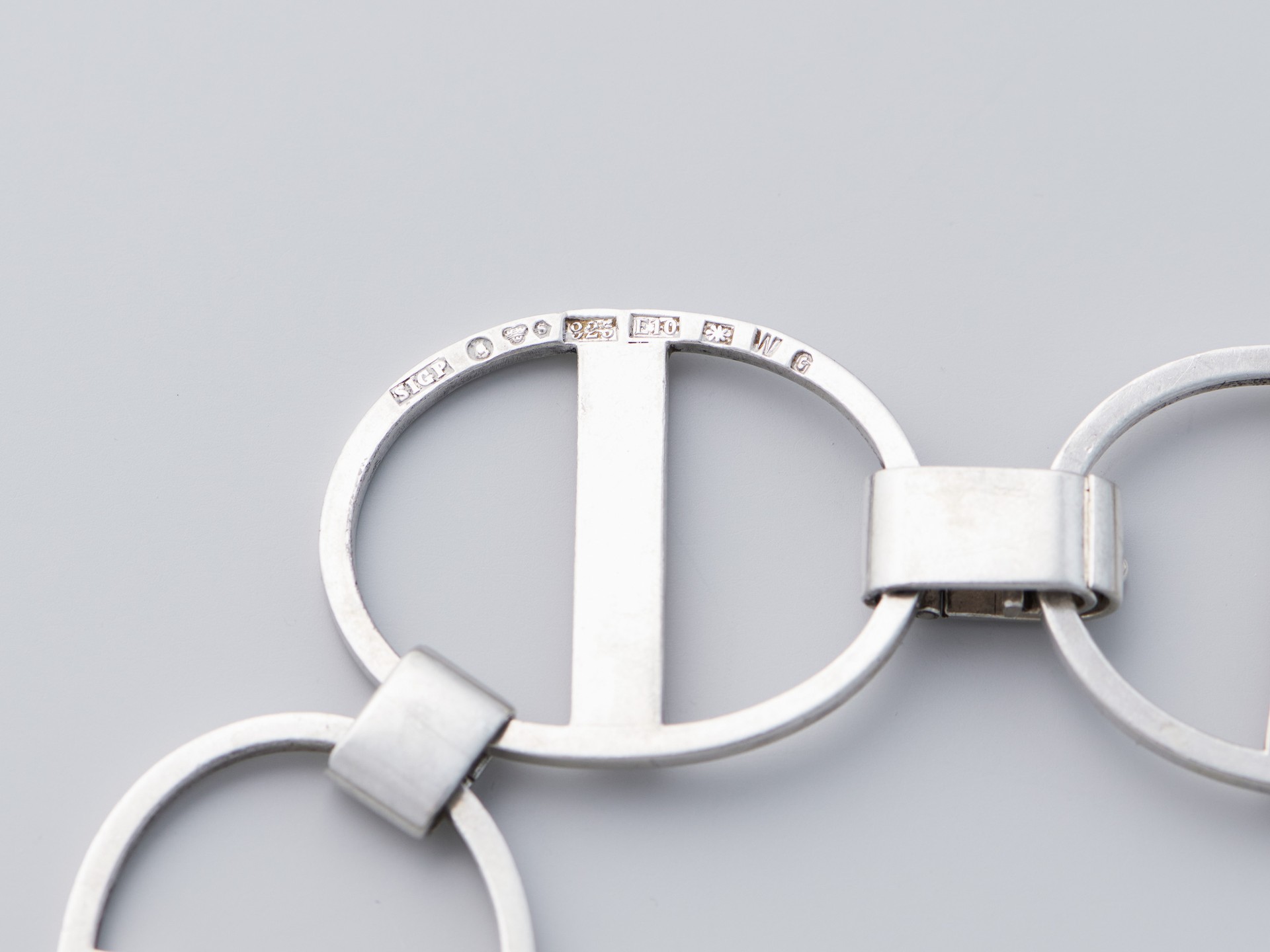 Necklace image 5
