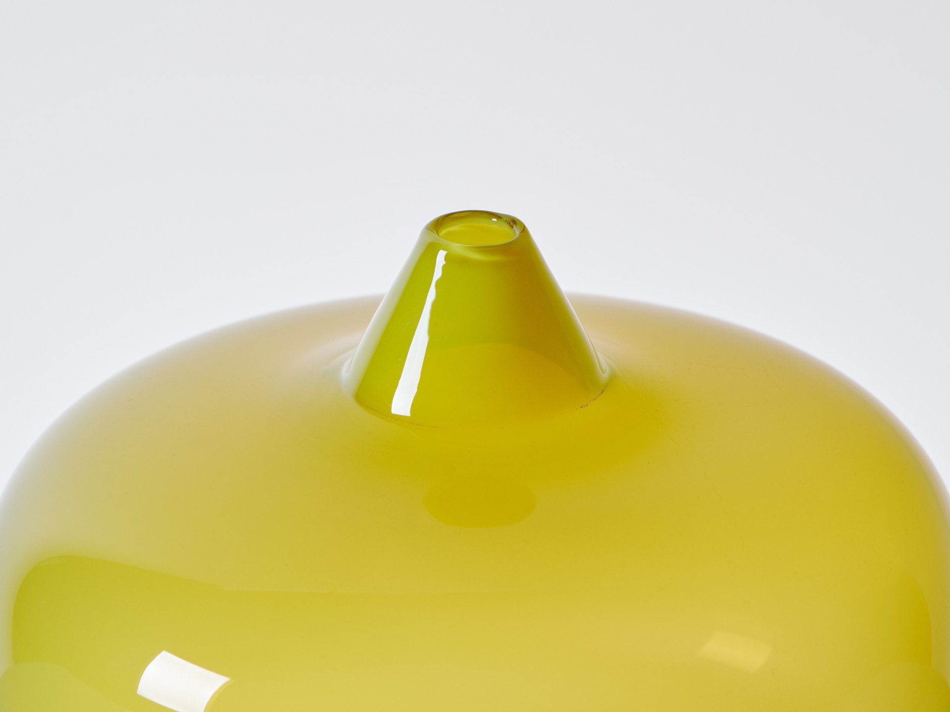 Vase image 3