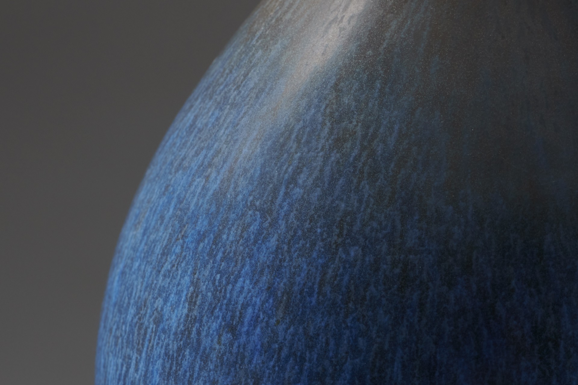 Vase image 3