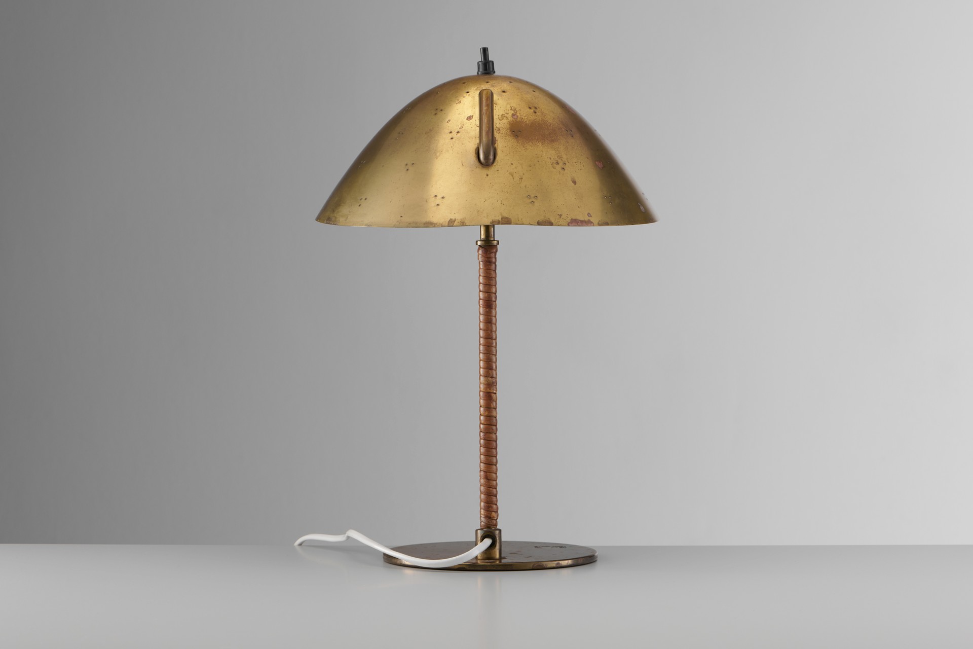 Table Lamp image 3