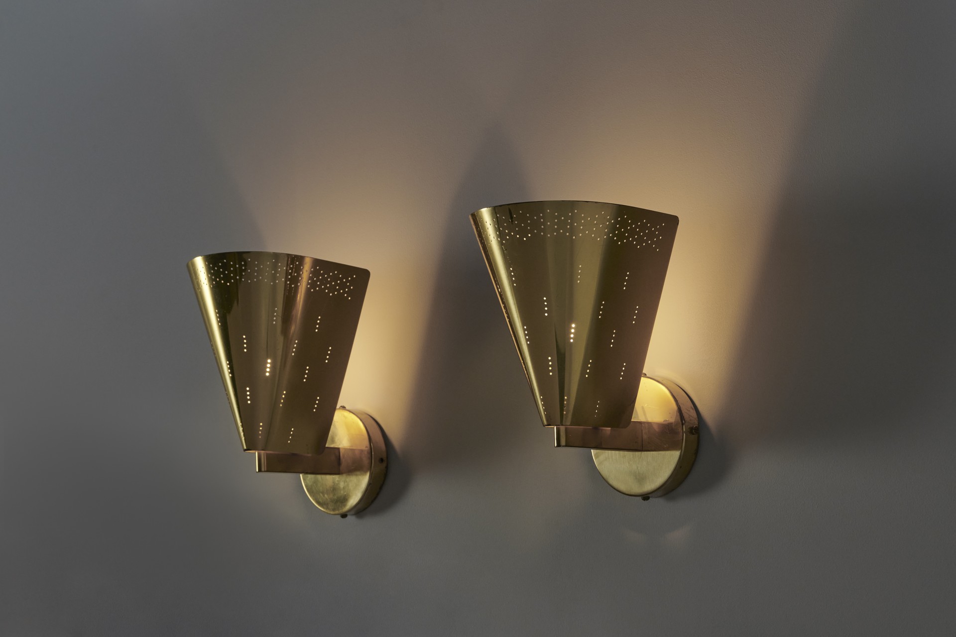 Pair of Wall Lamps image 3