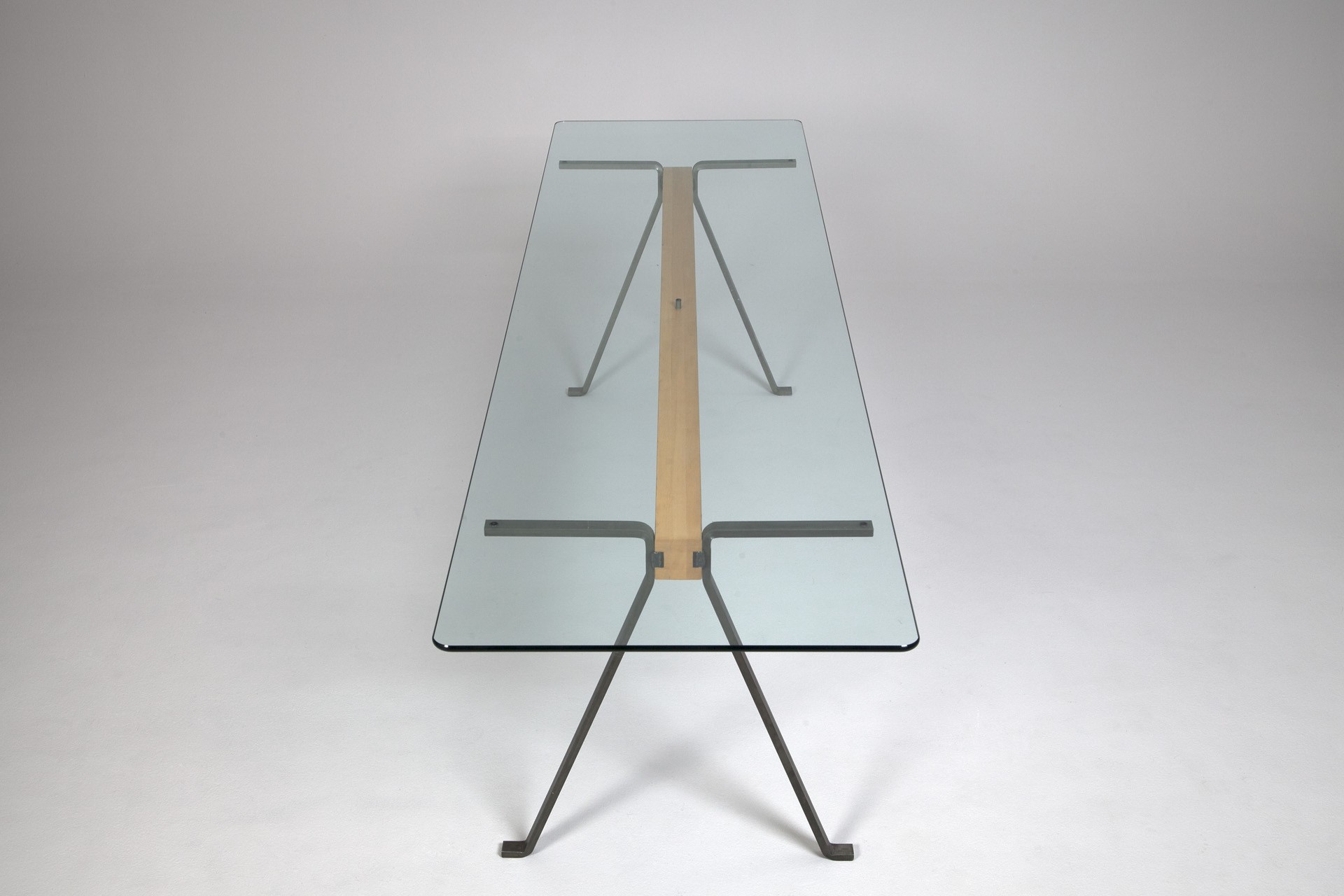 'Brother' table image 4