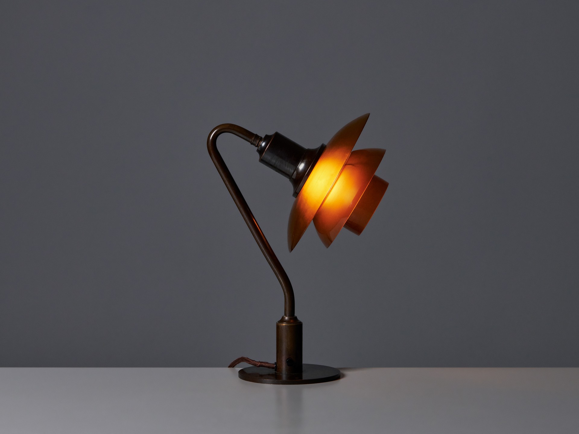 Early 'PH 2/2' Table Lamp image 5