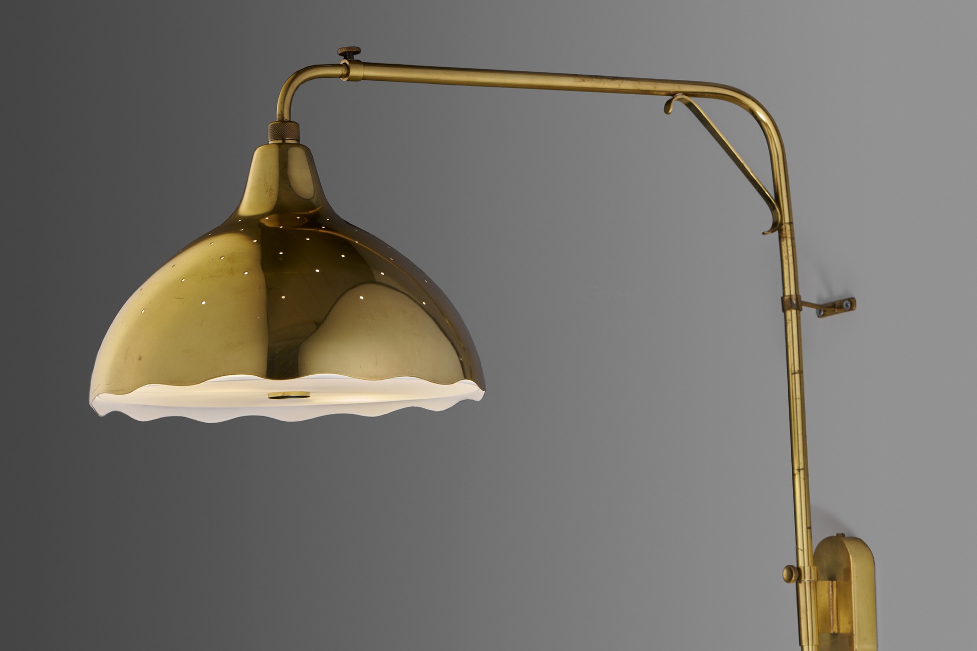 Pair of Extendable Wall Lamps image 4
