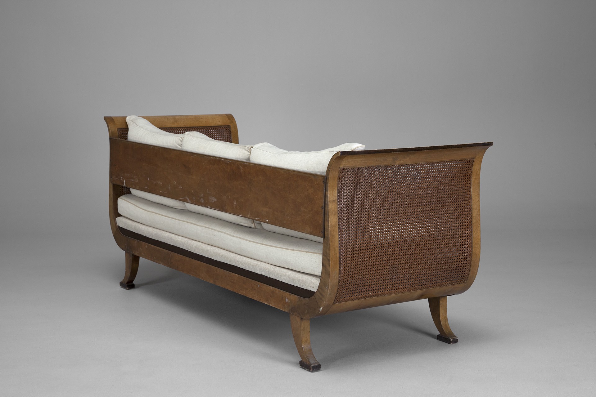 Sofa image 3
