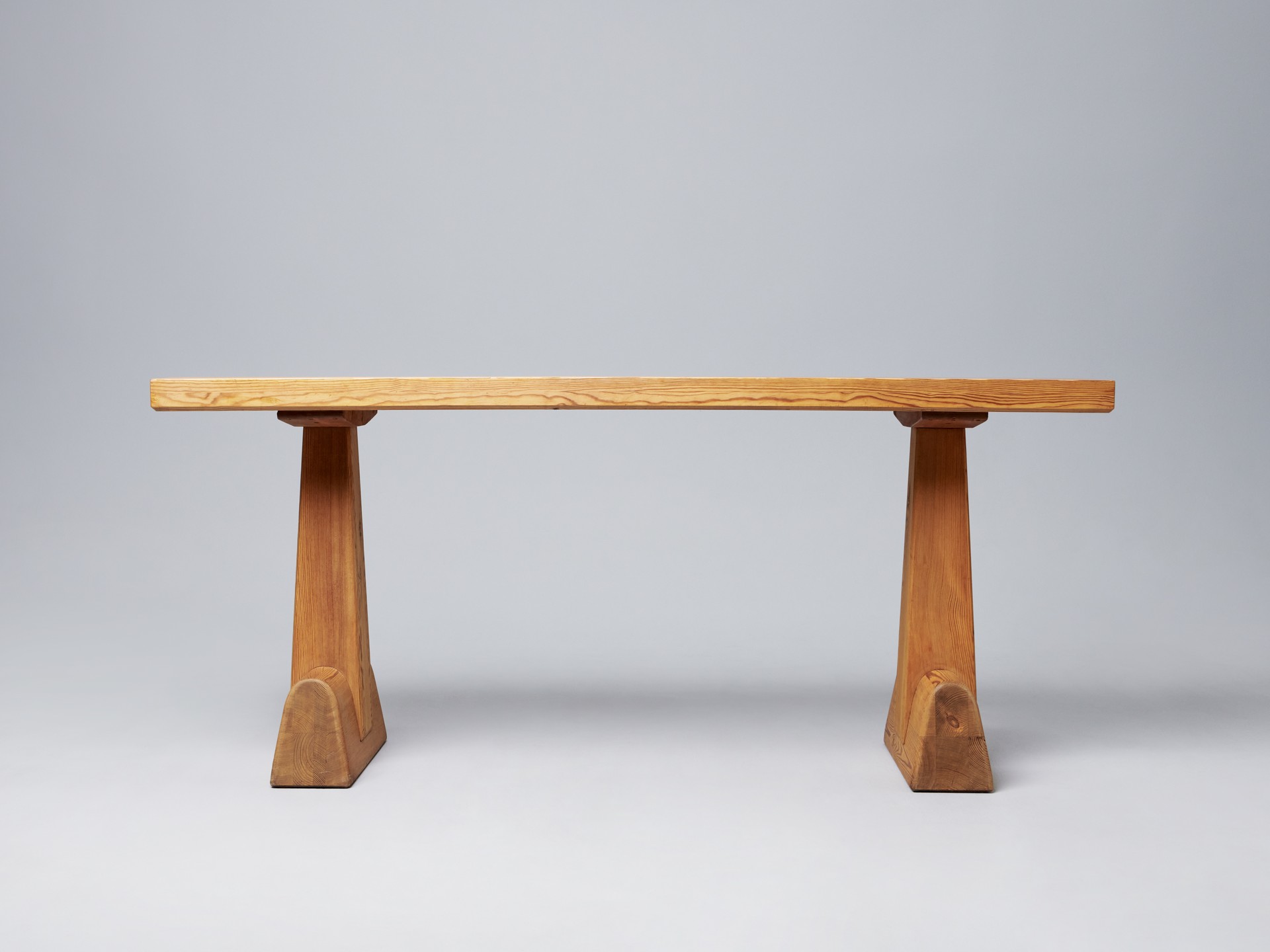 'Utö' Table image 5