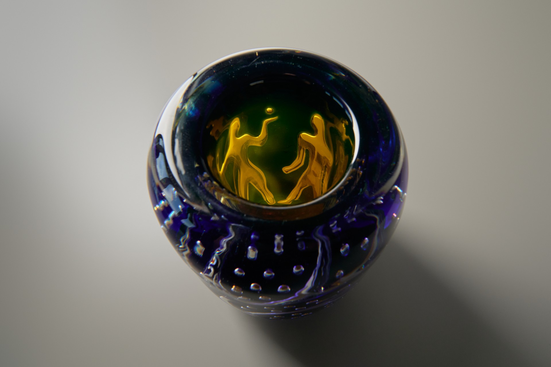 Early 'Adam and Eve' Ariel Vase image 6