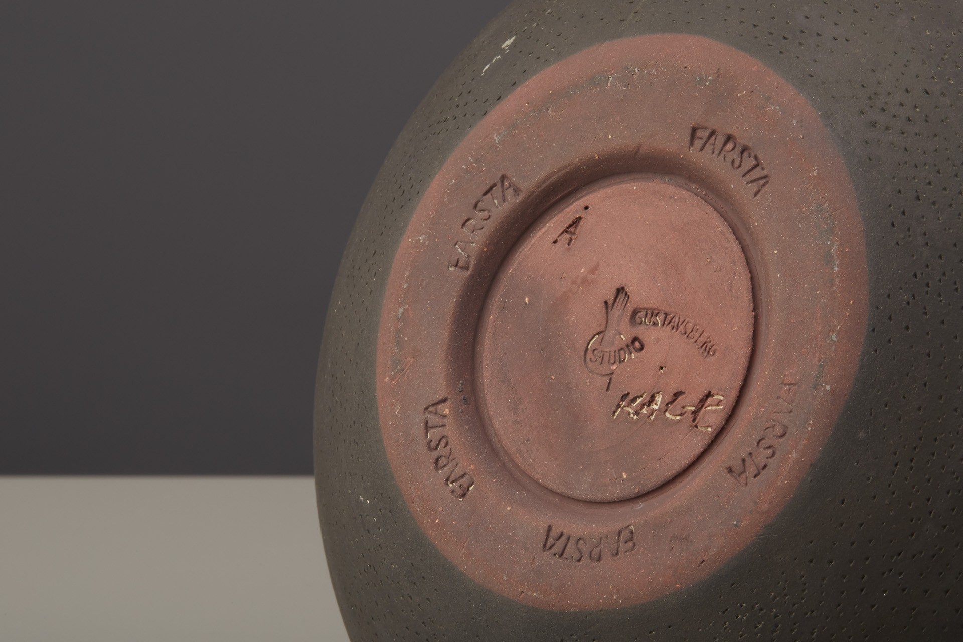 Vase image 6