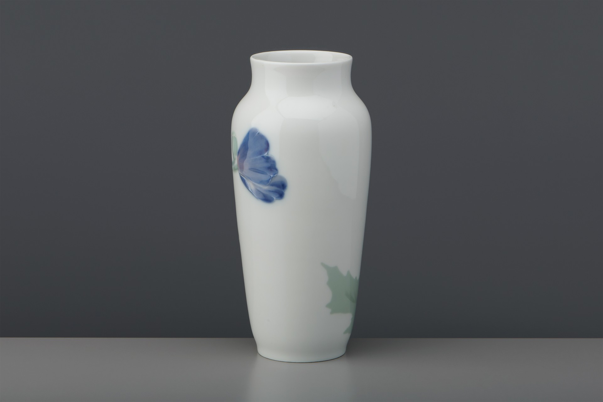 Vase image 4