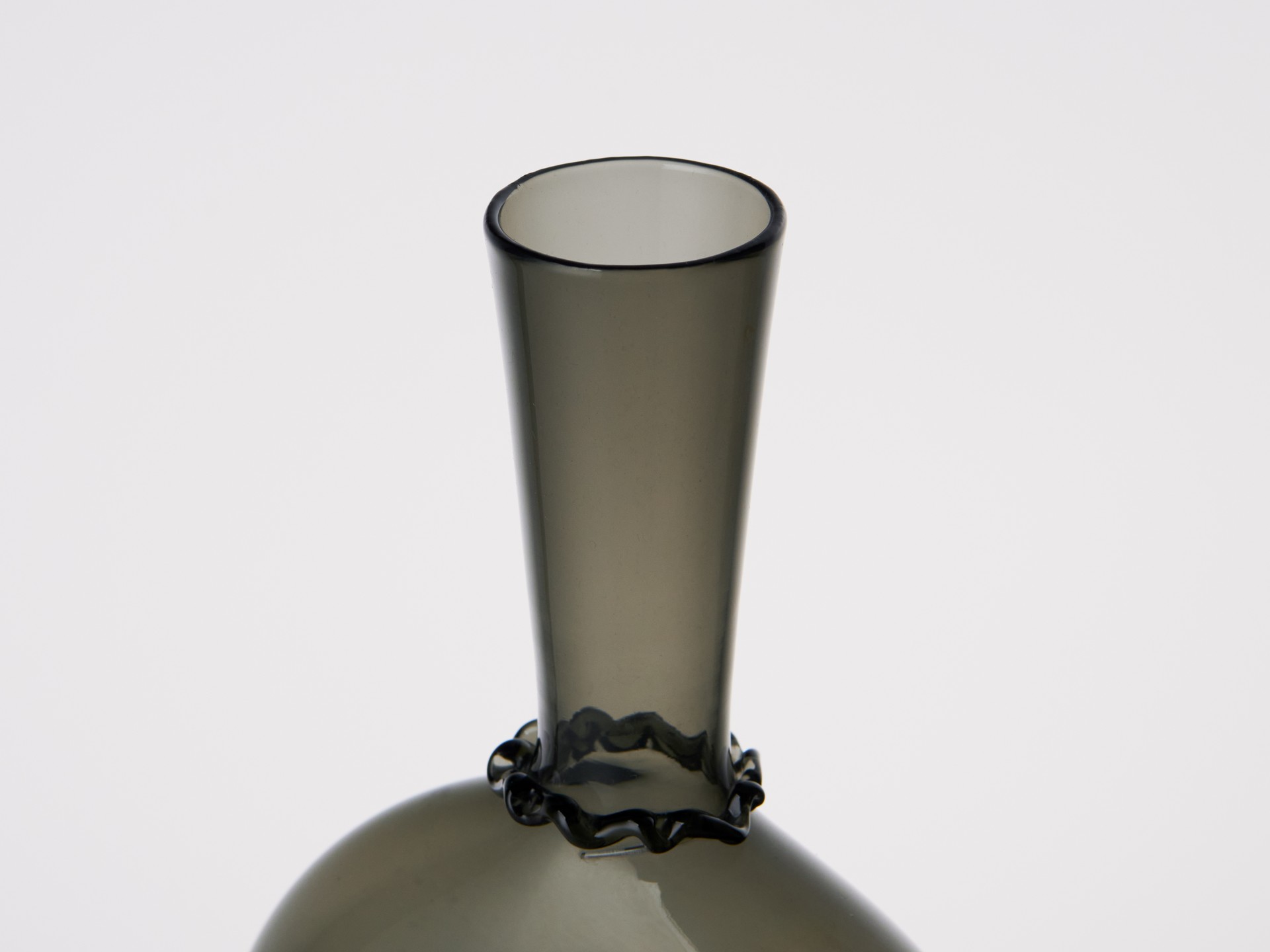 Vase image 5