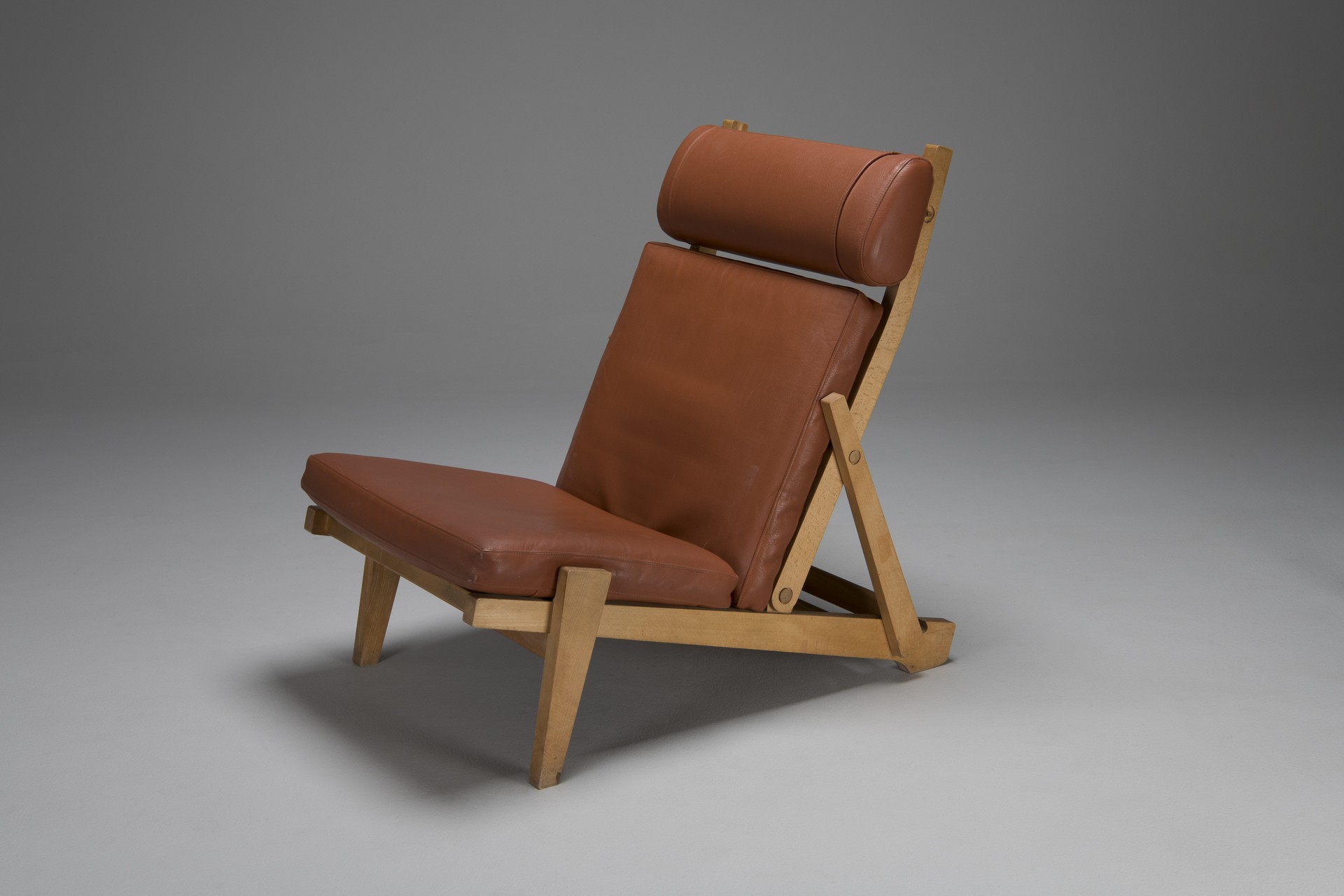 Adjustable Folding Lounge Chair, Model no. 'SA 201'