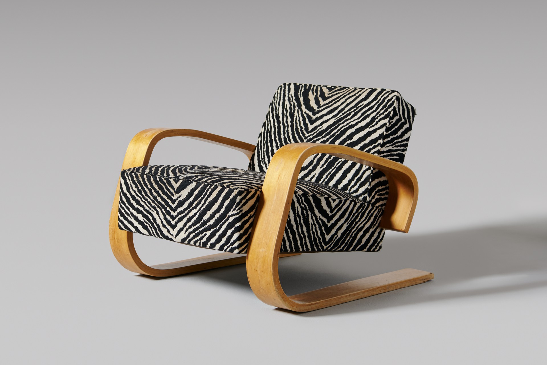 Tank Chair Model no. 400