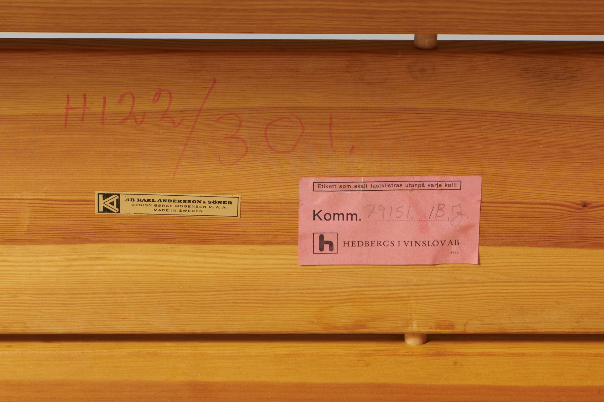 'Asserbo' Bench image 6