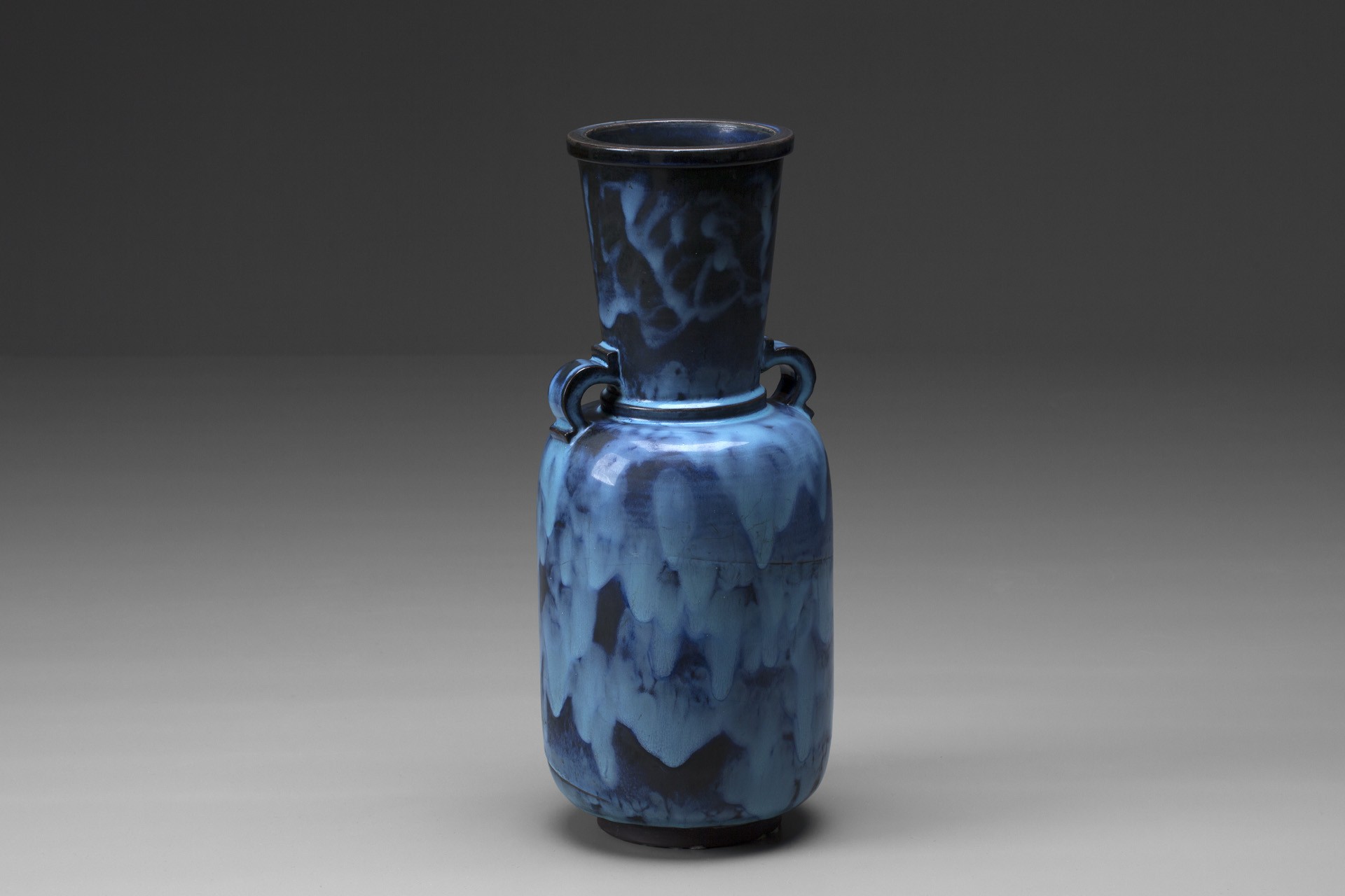 Vase image 2