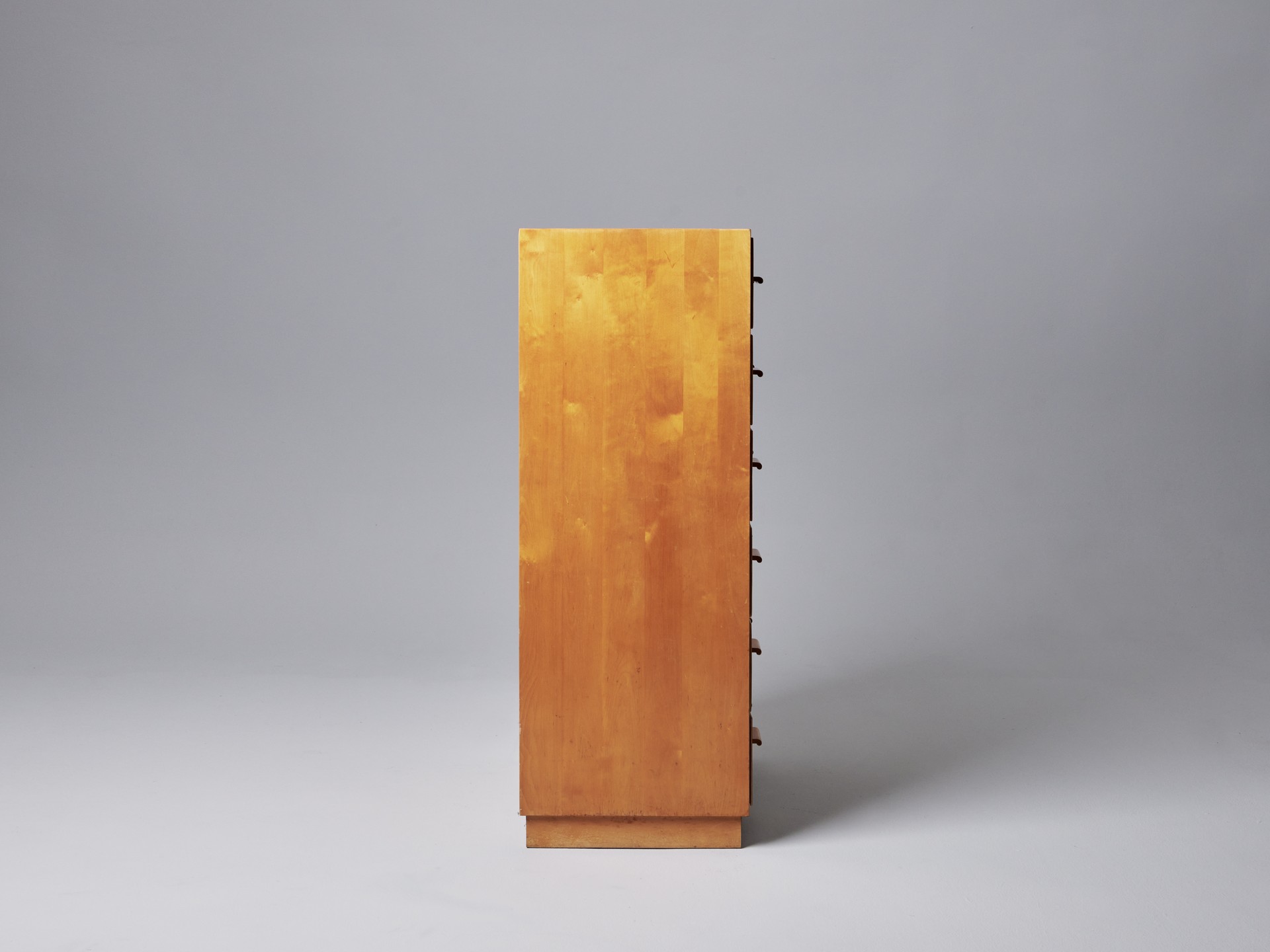 Chest of Drawers image 3