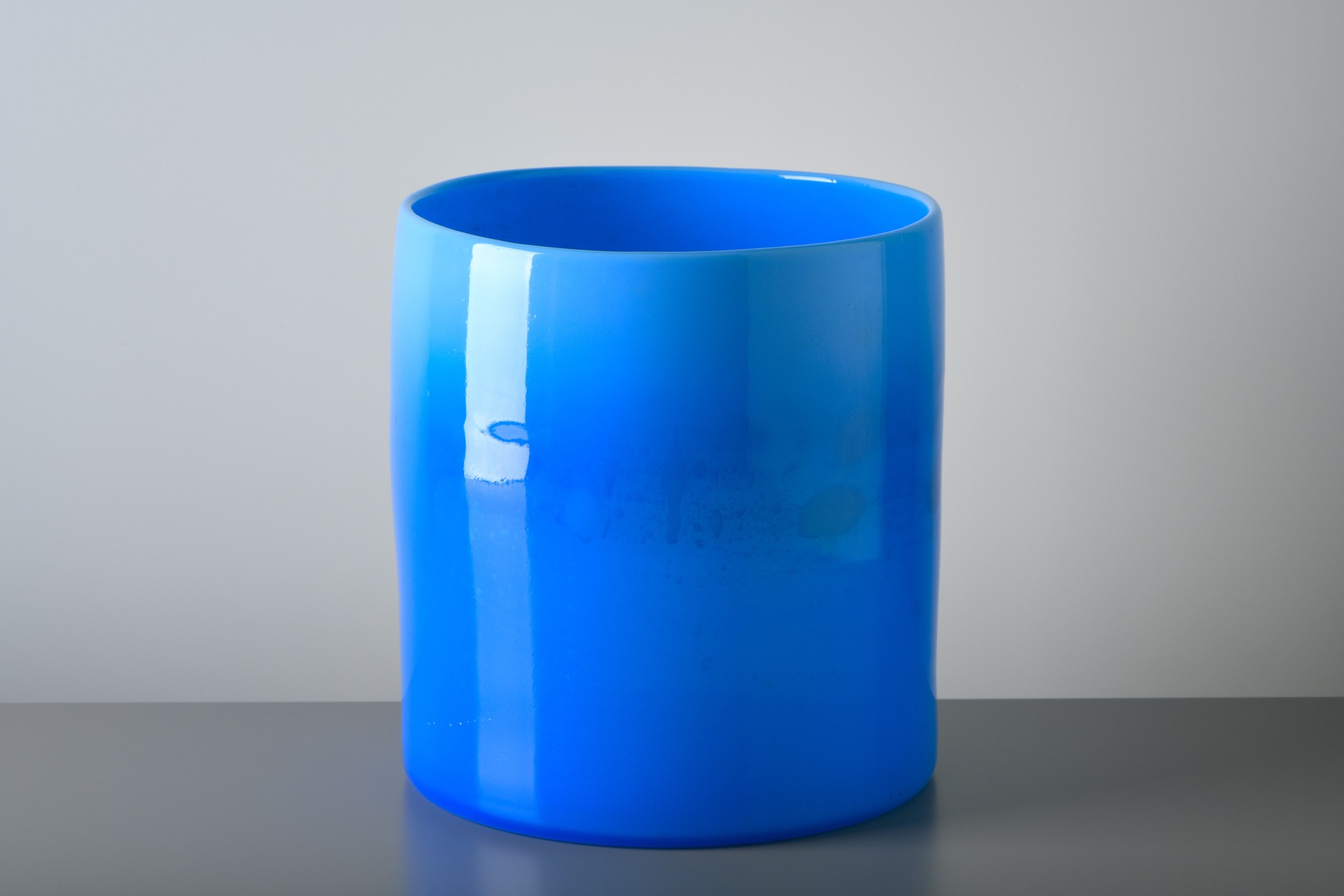 Group of vases image 3
