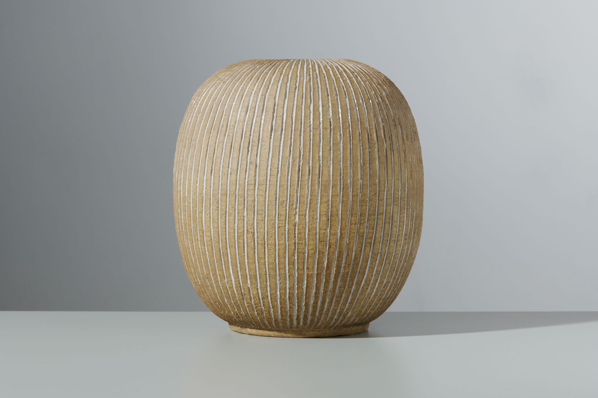 Vase image 2