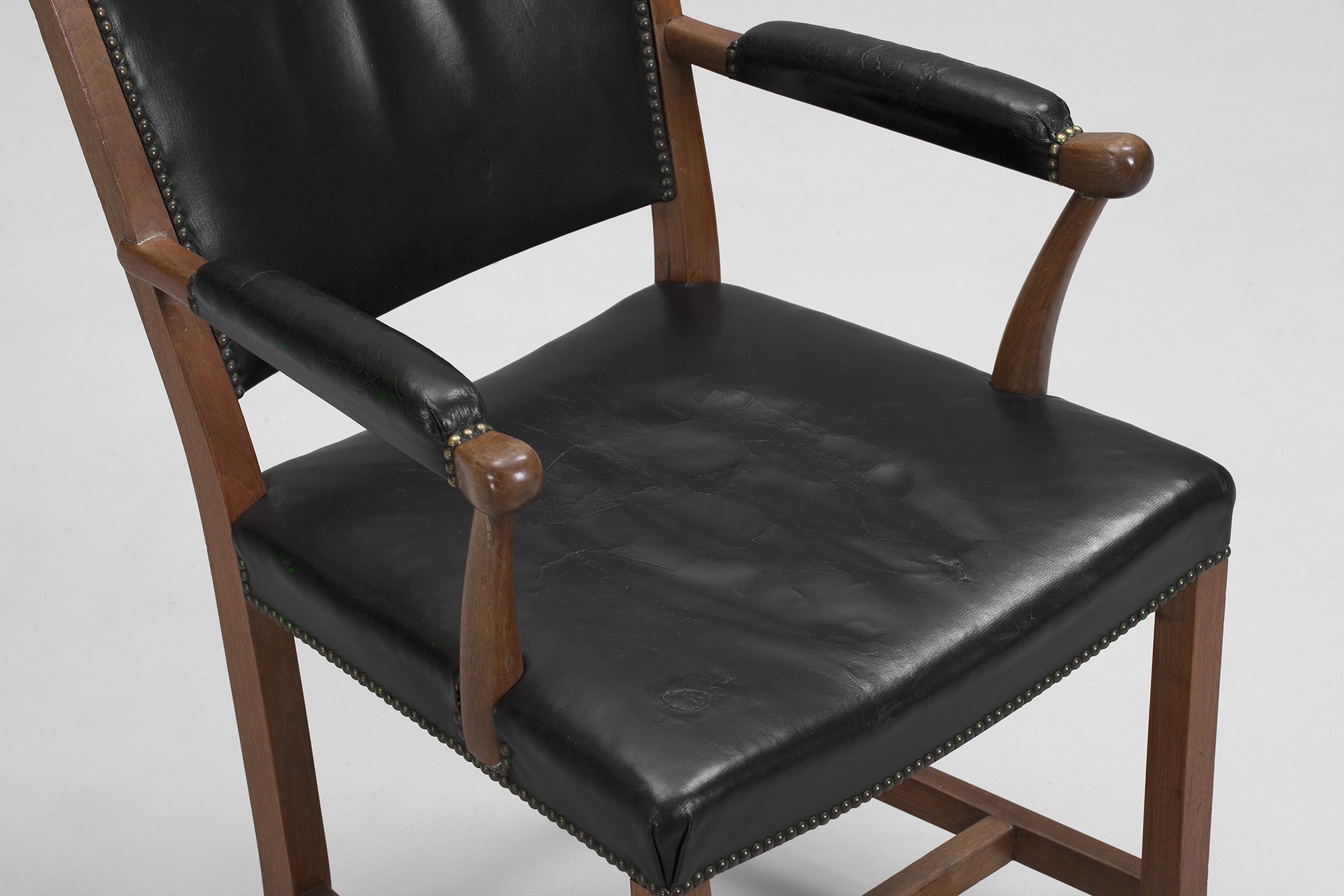 Armchair image 4