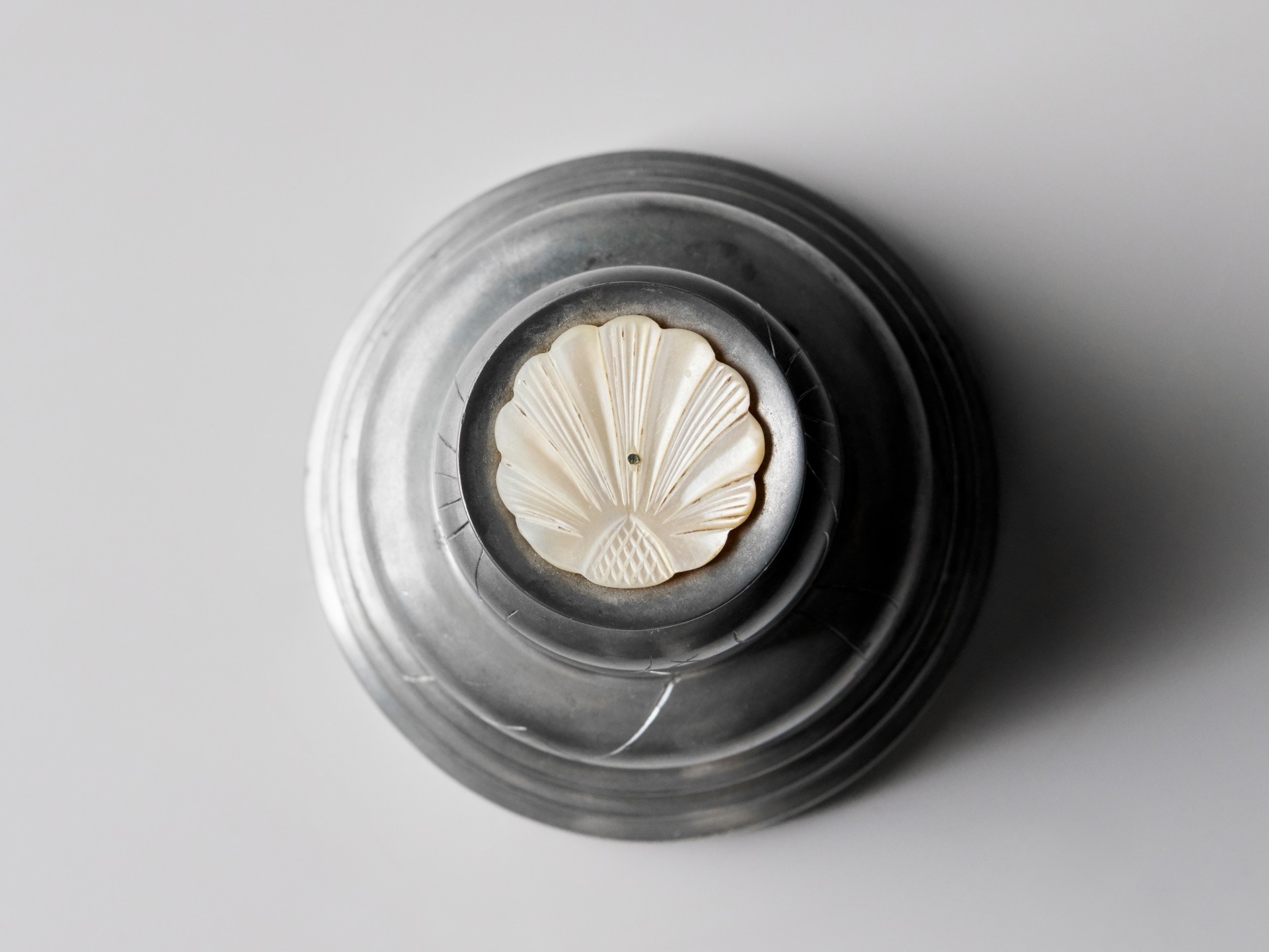 Vessel with Cover image 7
