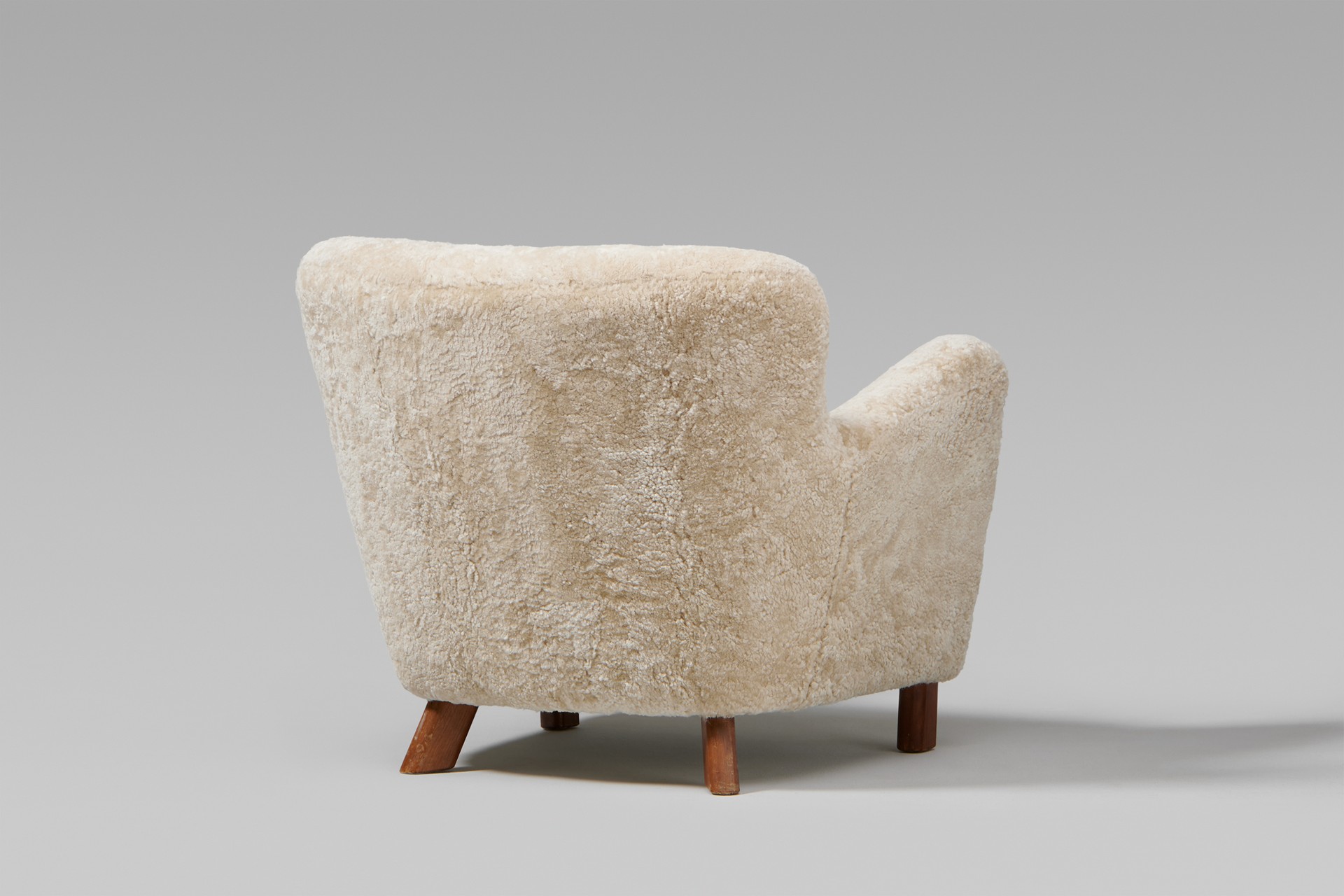 Pair of Armchairs, Model no. 1669 image 4