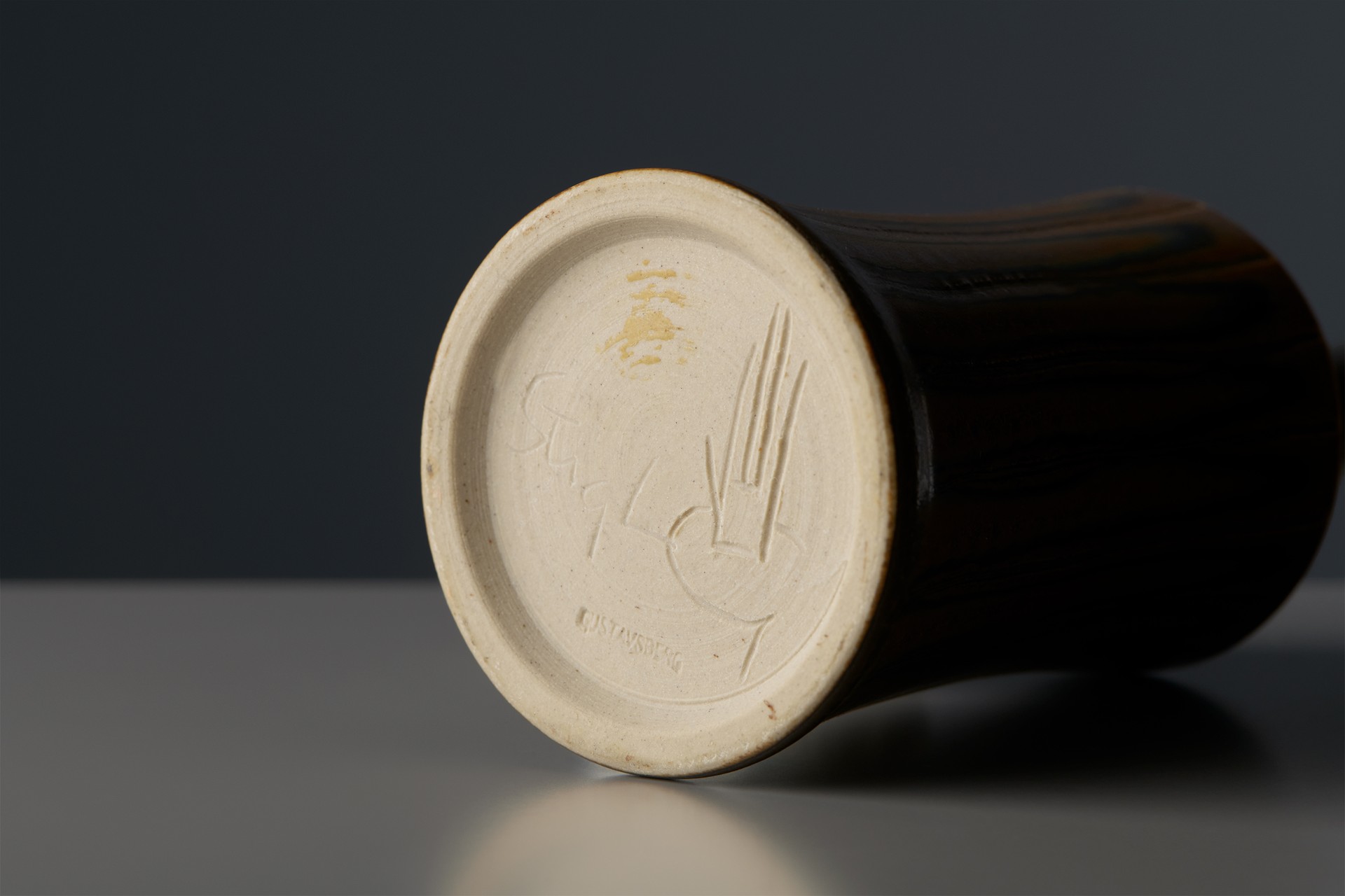 Vase image 4