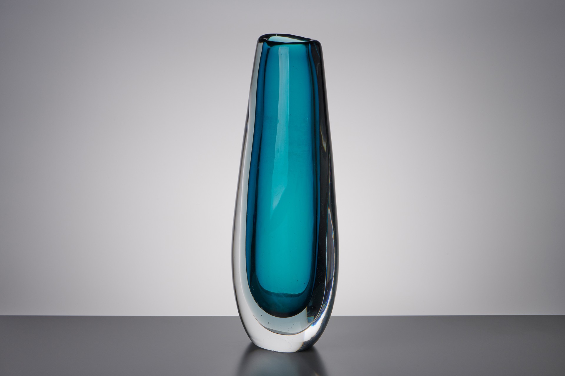 Vase image 3